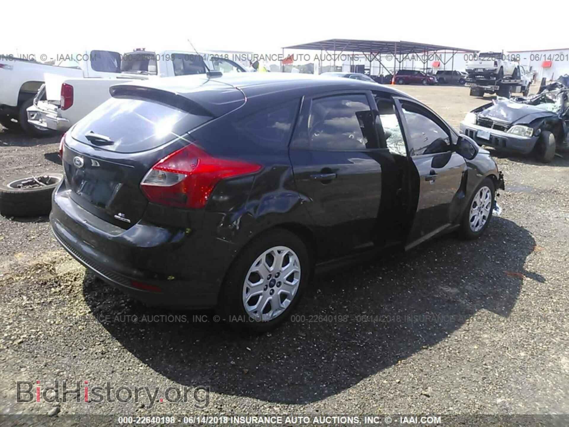2012 Ford Focus - VIN: 1FAHP3K29CL393715 - Photo 4