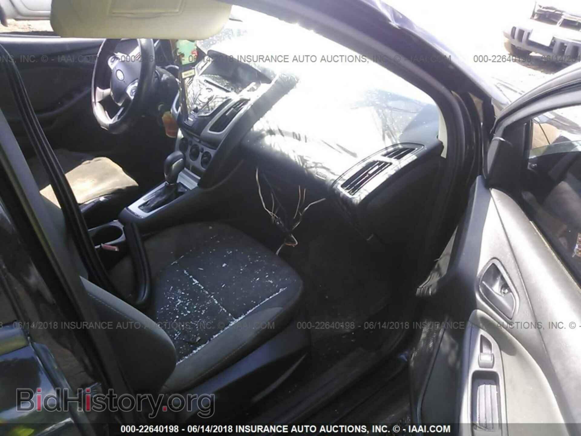 2012 Ford Focus - VIN: 1FAHP3K29CL393715 - Photo 5