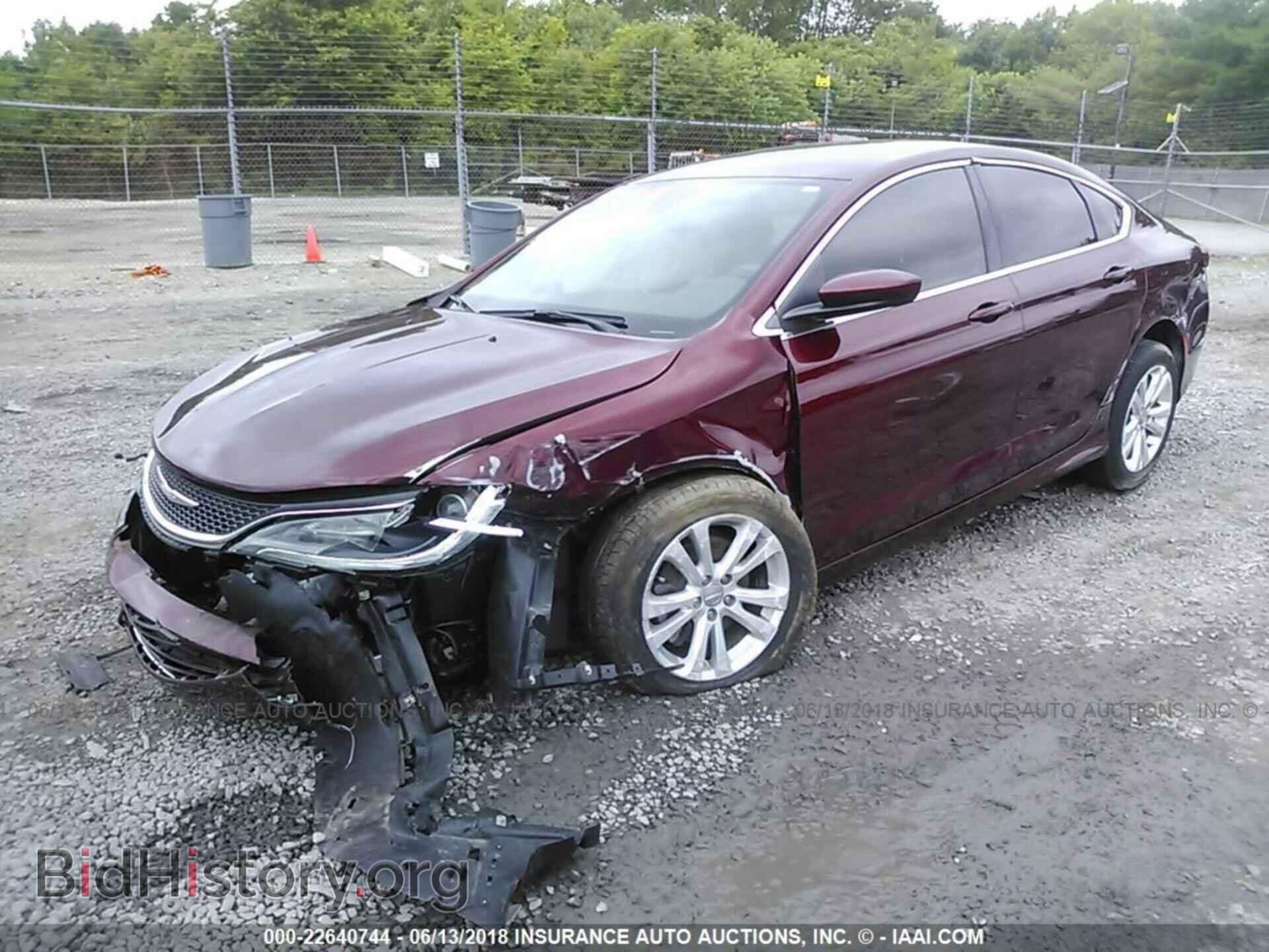 2015 Chrysler 200 - VIN: 1C3CCCAB9FN676324 - Фото 2