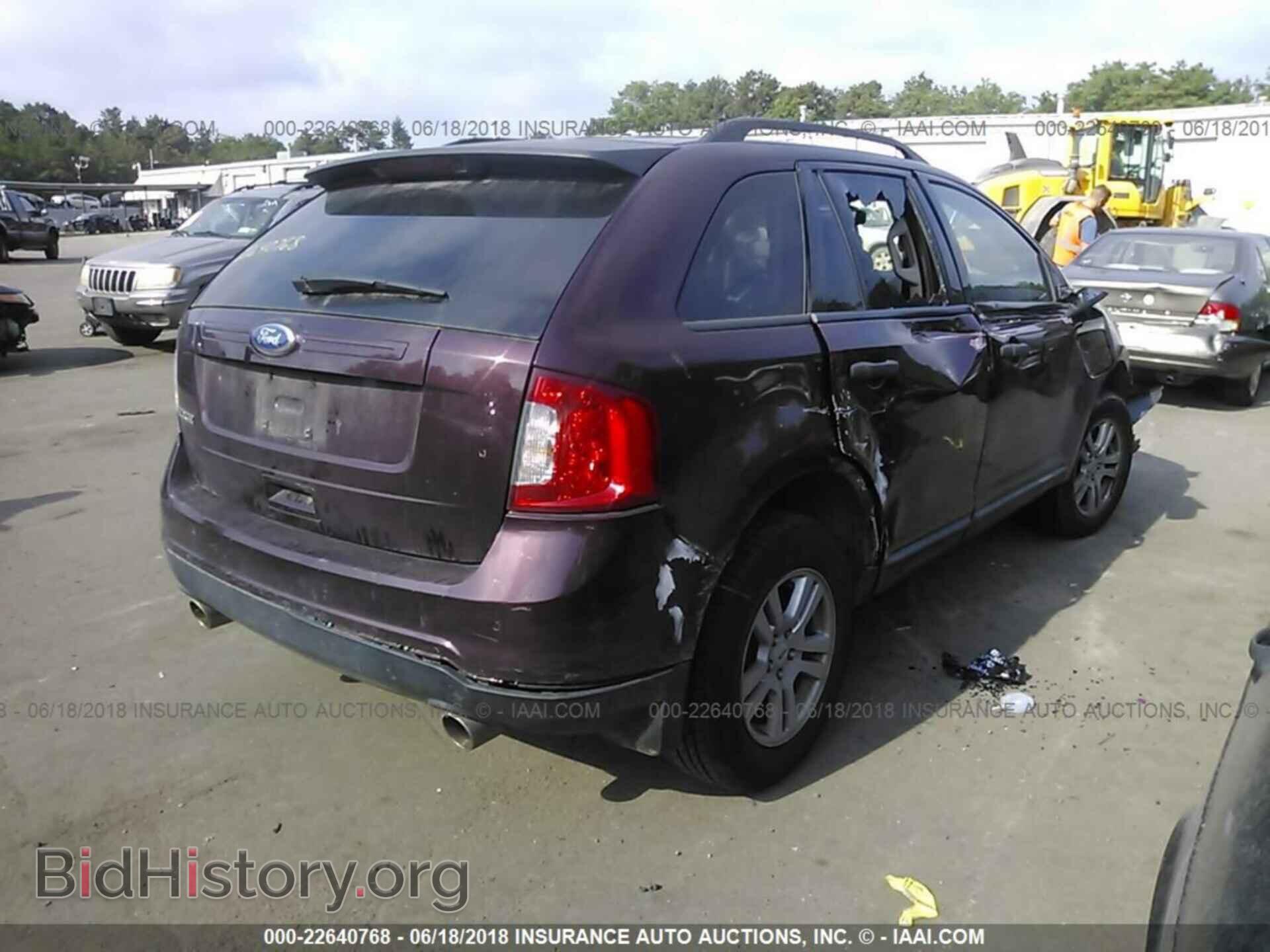 2011 Ford Edge - VIN: 2FMDK3GC0BBB01923 - Photo 4