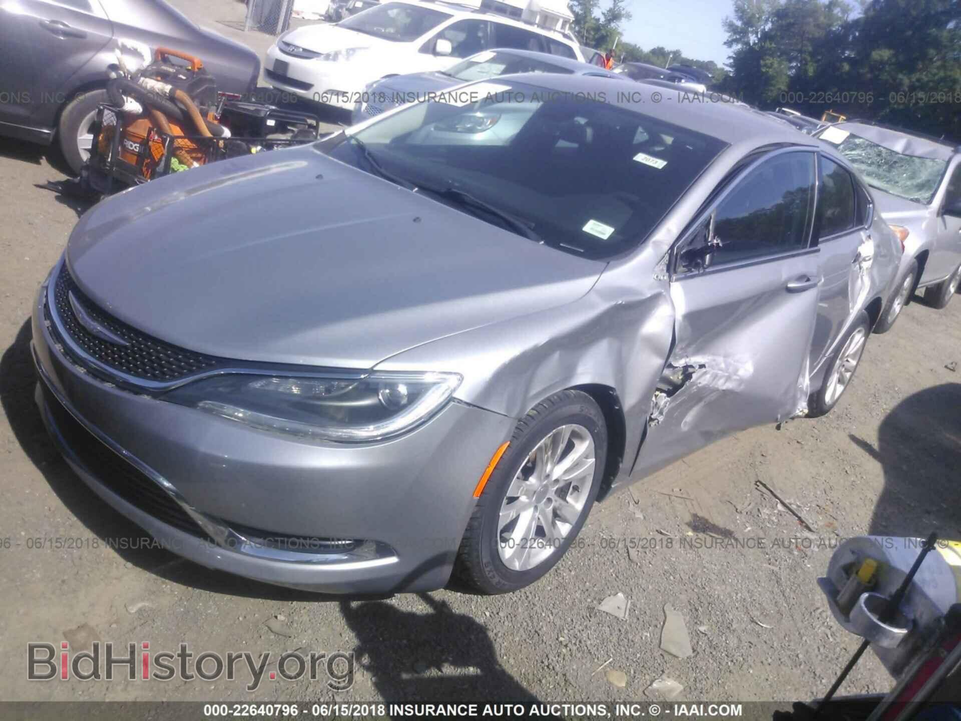 2015 Chrysler 200 - VIN: 1C3CCCAB9FN600411 - Photo 2
