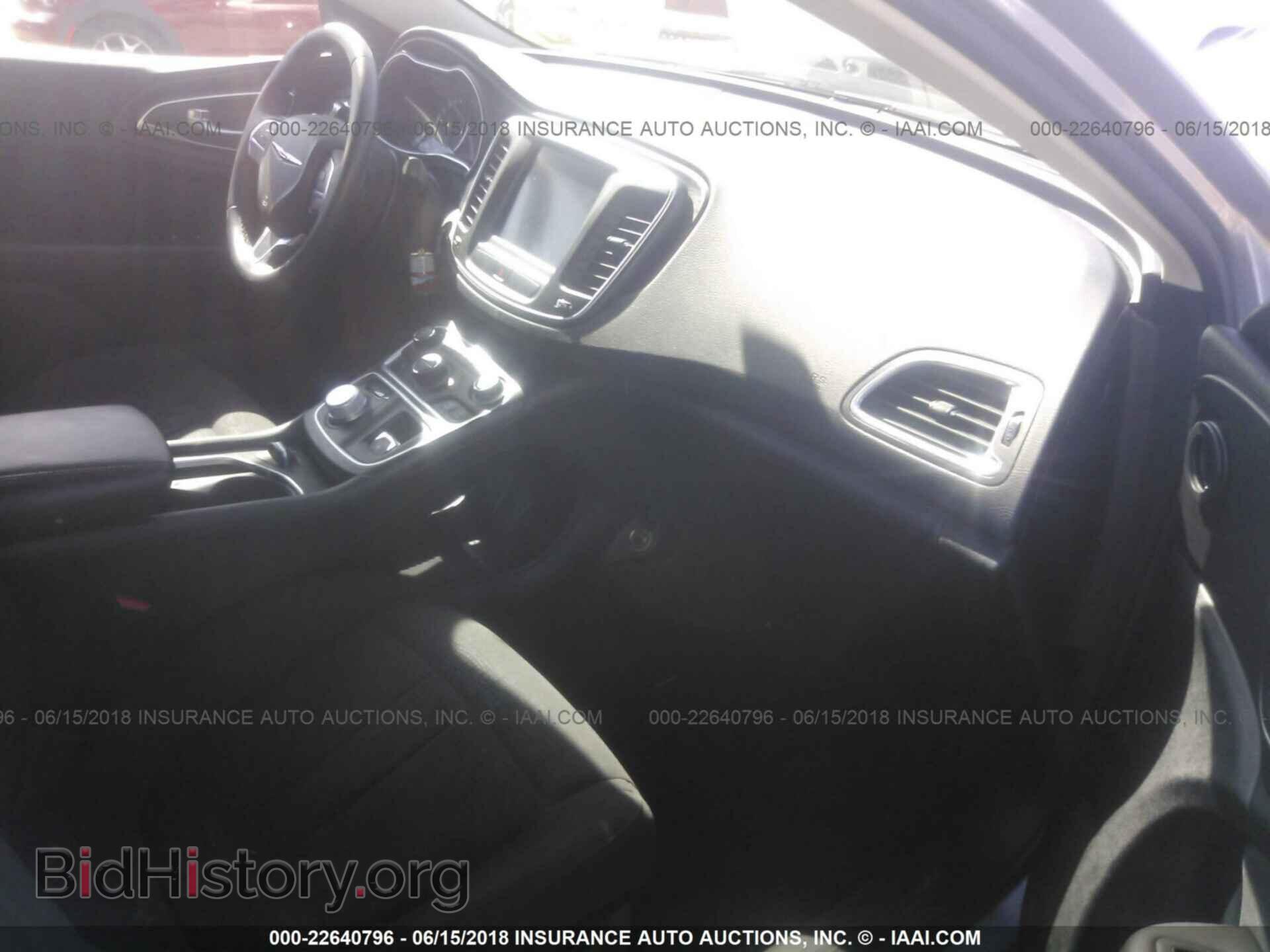 2015 Chrysler 200 - VIN: 1C3CCCAB9FN600411 - Photo 5