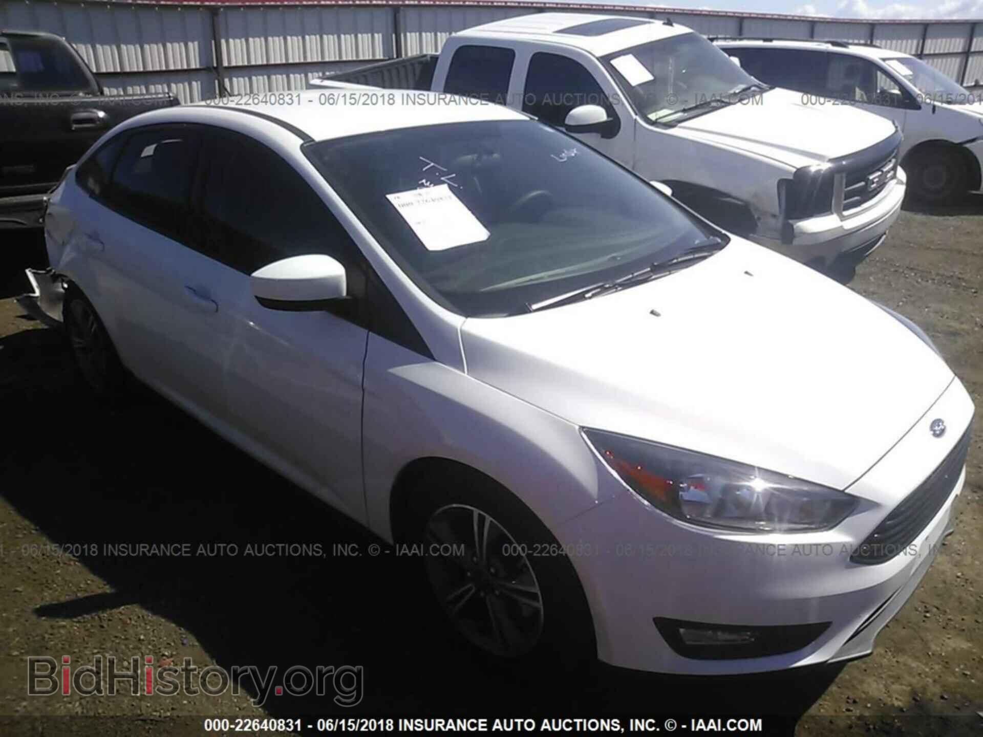 Фотография 1FADP3FE9JL241501 - Ford Focus 2018
