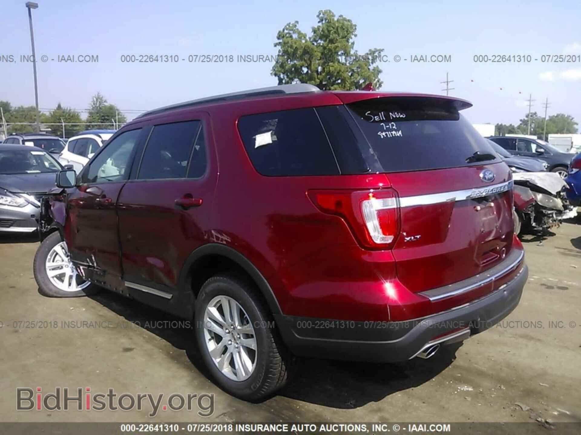 2018 Ford Explorer - VIN: 1FM5K8D86JGB48222 - Фото 3