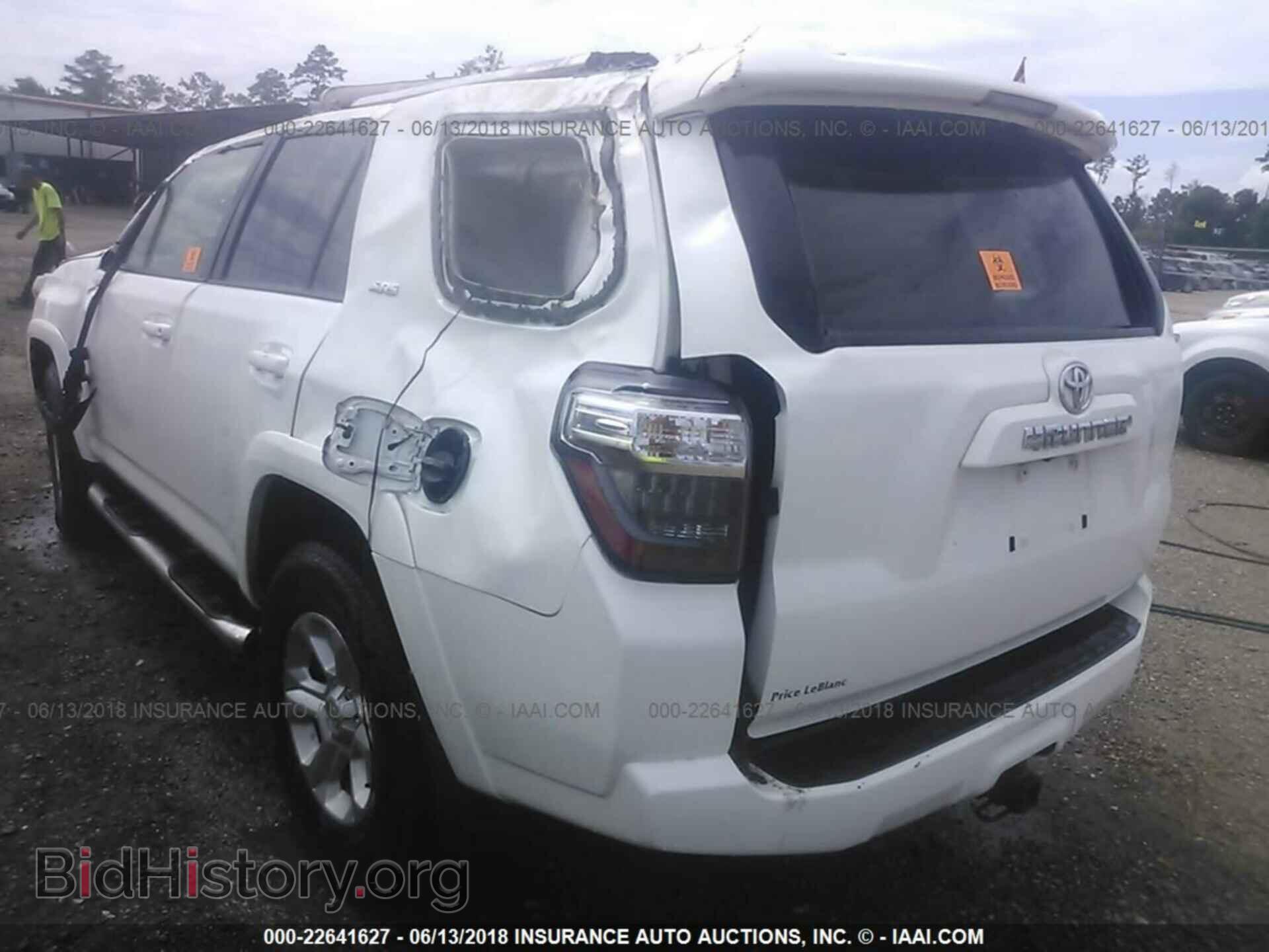 2016 Toyota 4runner - VIN: JTEZU5JRXG5136568 - Фото 3