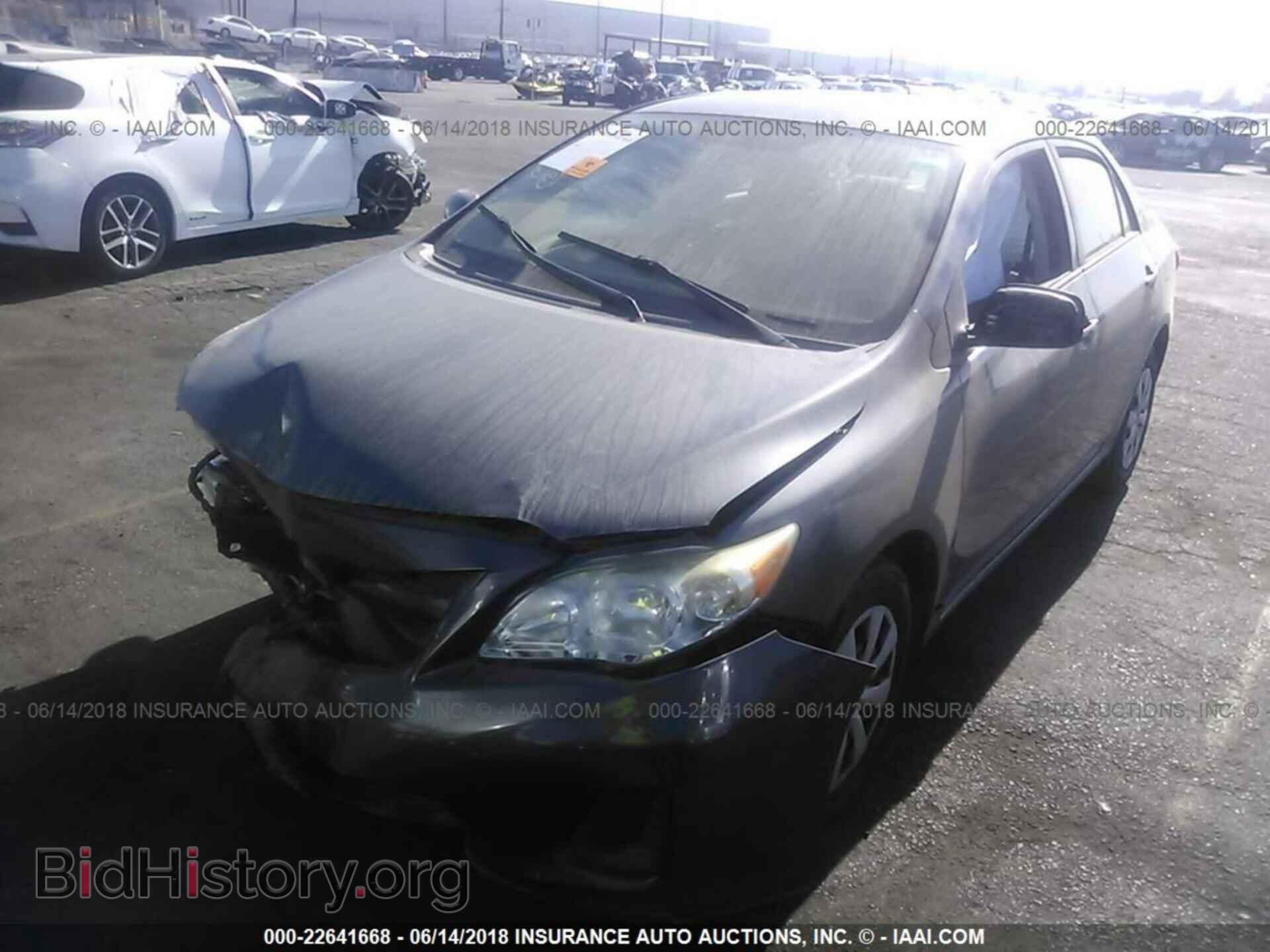 2011 Toyota Corolla - VIN: JTDBU4EE5B9154811 - Фото 2