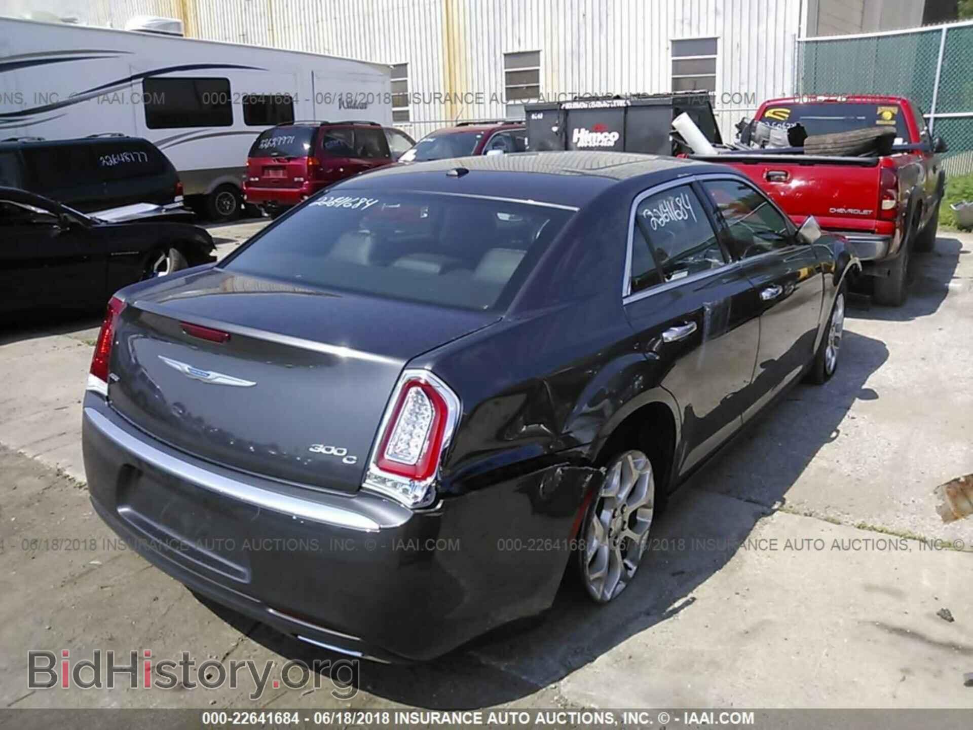 2017 Chrysler 300c - VIN: 2C3CCASG3HH534156 - Фото 4