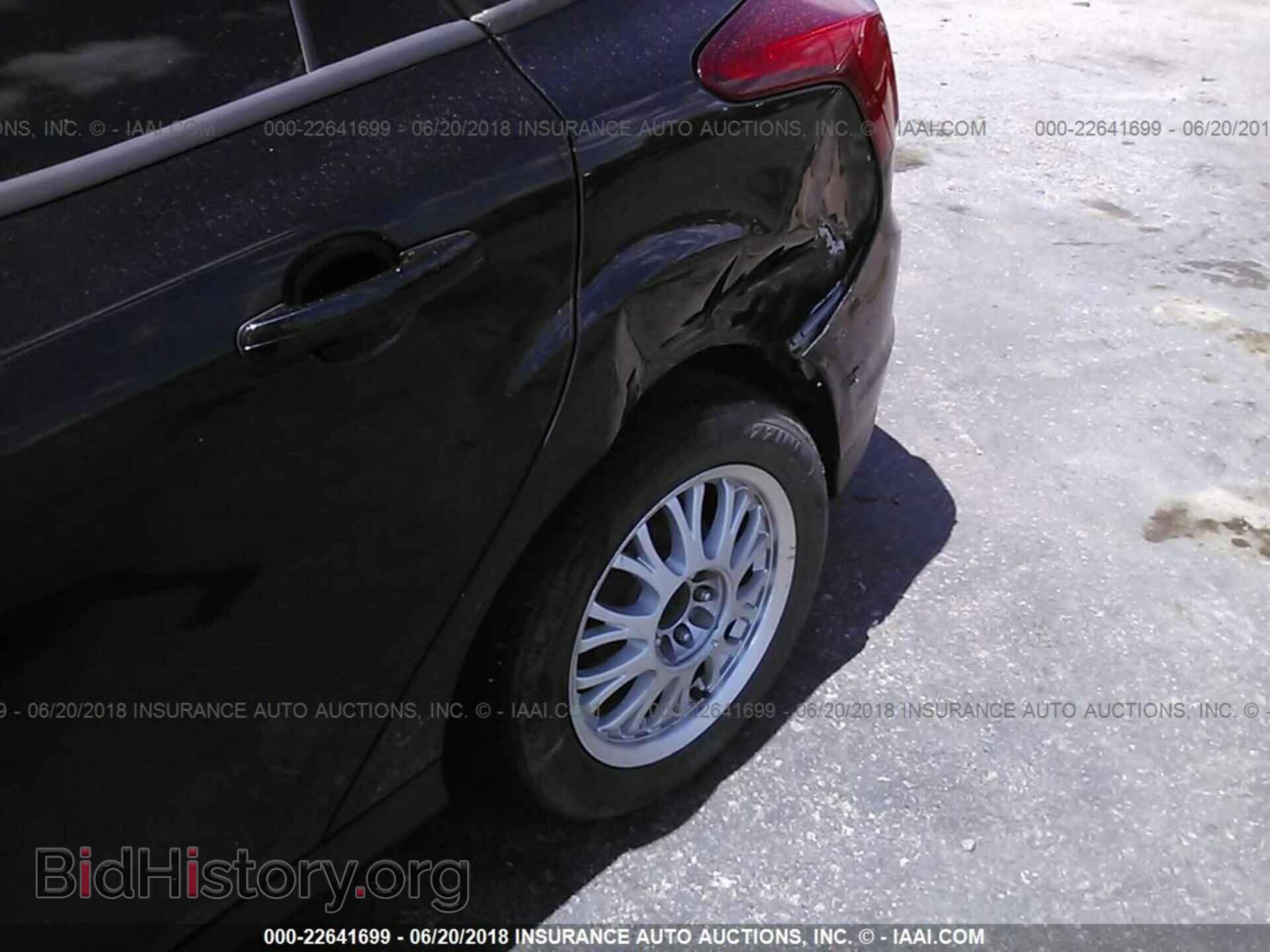 2012 Ford Focus - VIN: 1FAHP3K23CL449809 - Фото 6