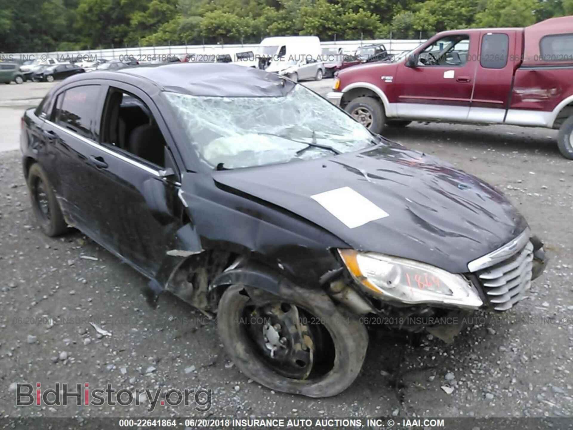 Фотография 1C3CCBAB4CN320000 - Chrysler 200 2012