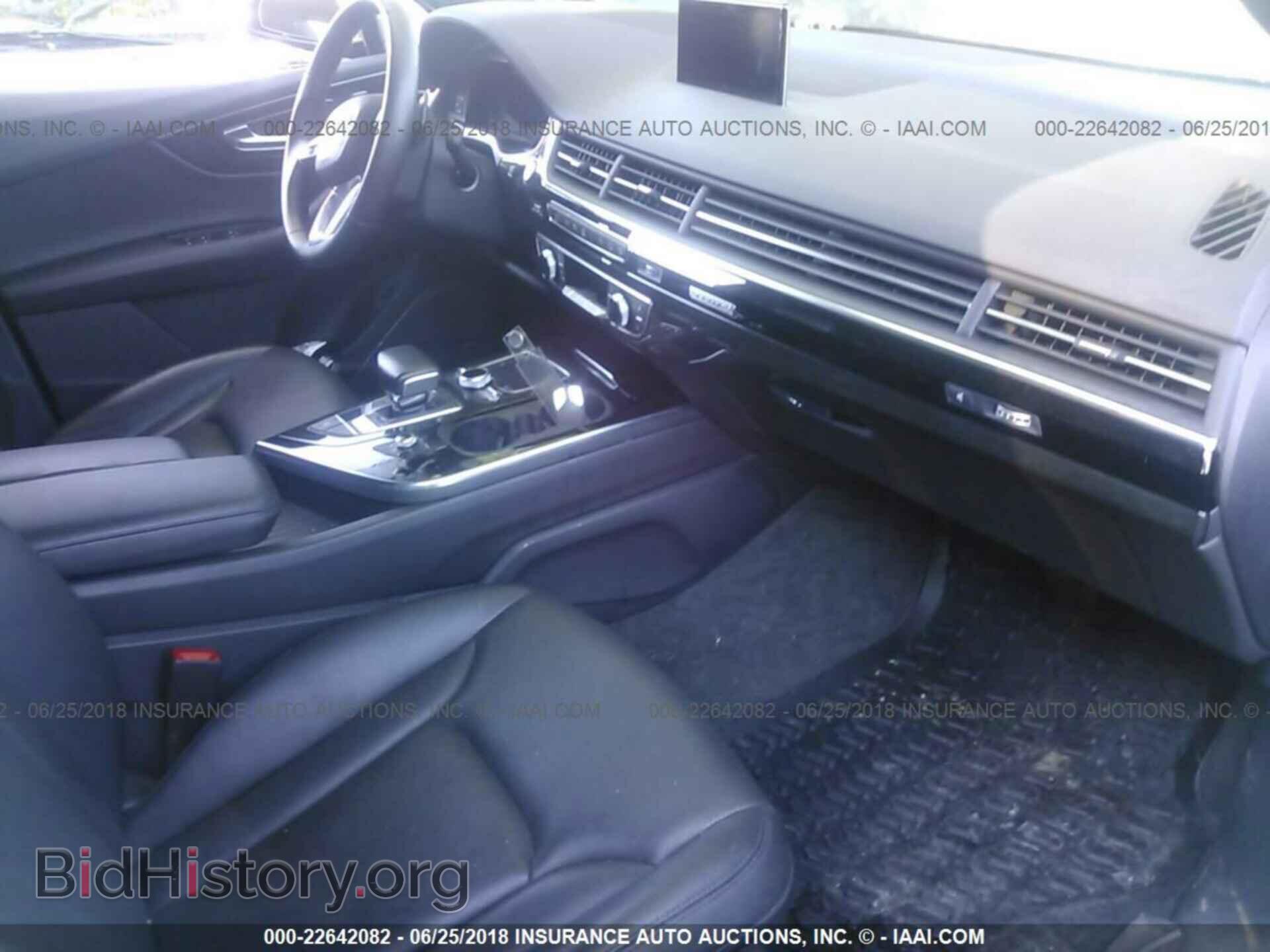 2017 Audi Q7 - VIN: WA1VAAF75HD040487 - Фото 5