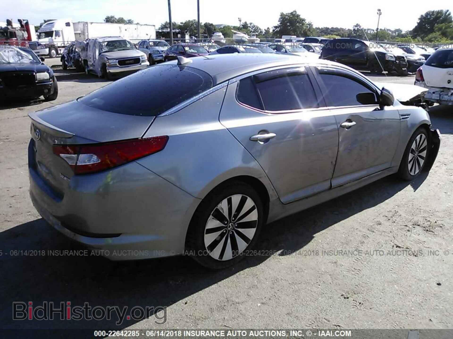 2013 Kia Optima - VIN: 5XXGR4A64DG108138 - Photo 4