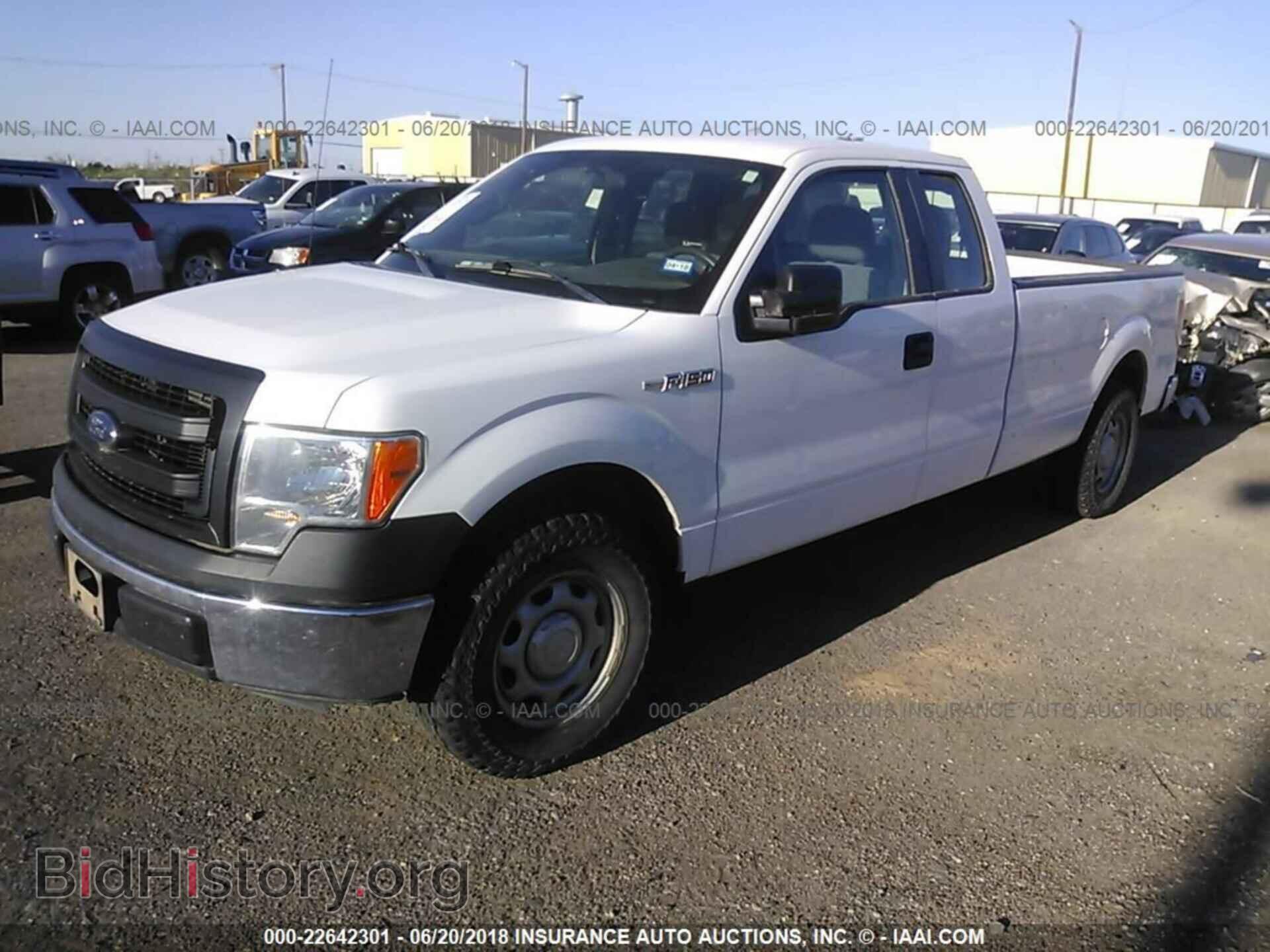 2014 Ford F150 - VIN: 1FTFX1CF4EKF72664 - Фото 2