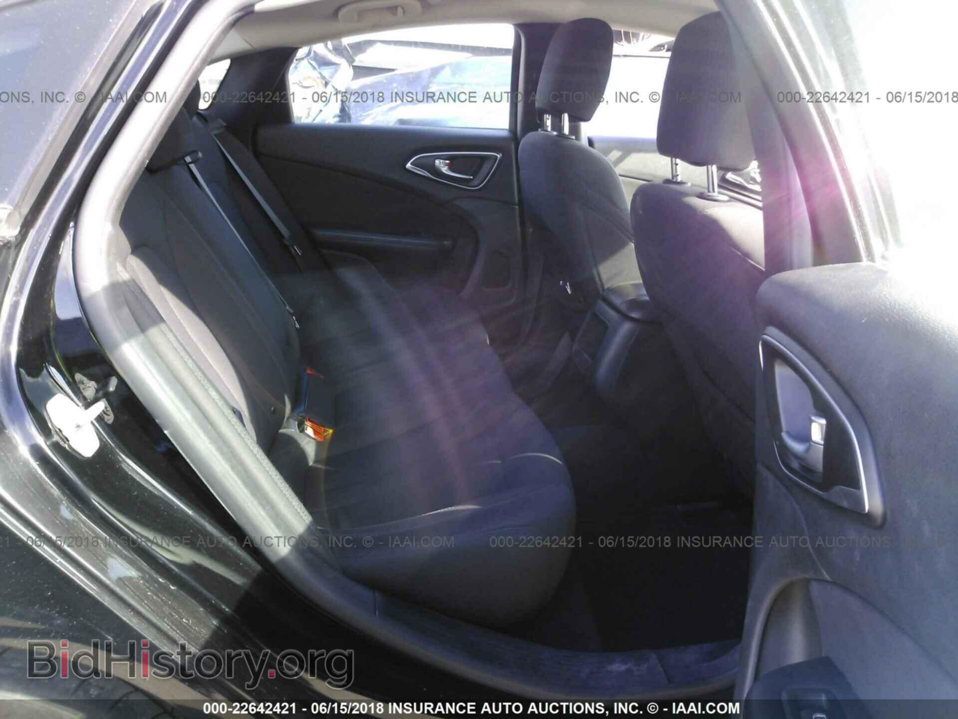 2015 Chrysler 200 - VIN: 1C3CCCAB3FN594329 - Photo 8