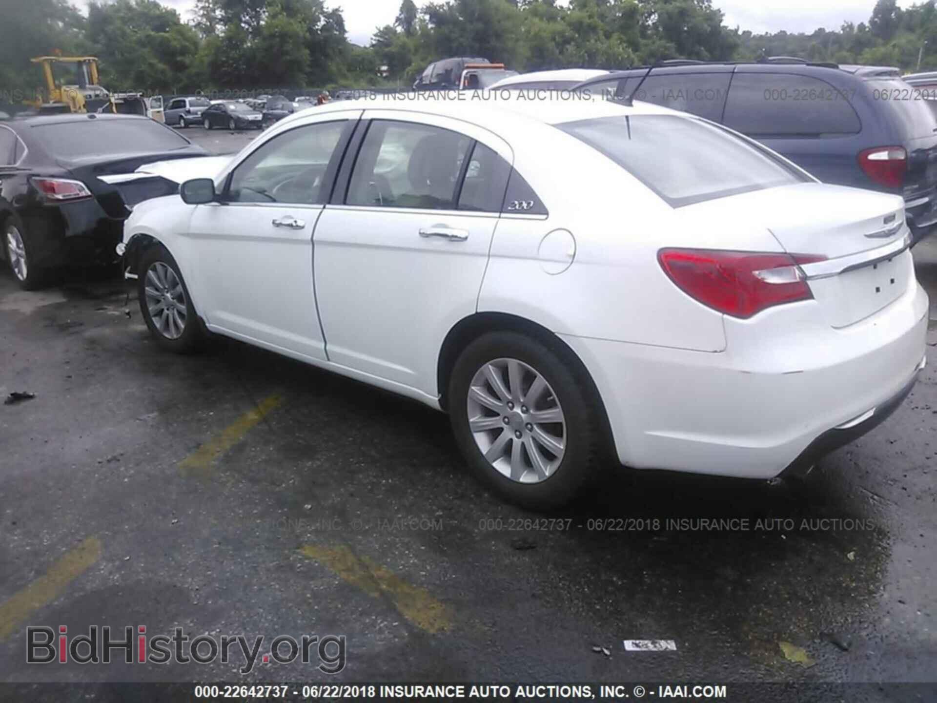 2013 CHRYSLER 200 - VIN: 1C3CCBCG9DN507680 - Фото 3