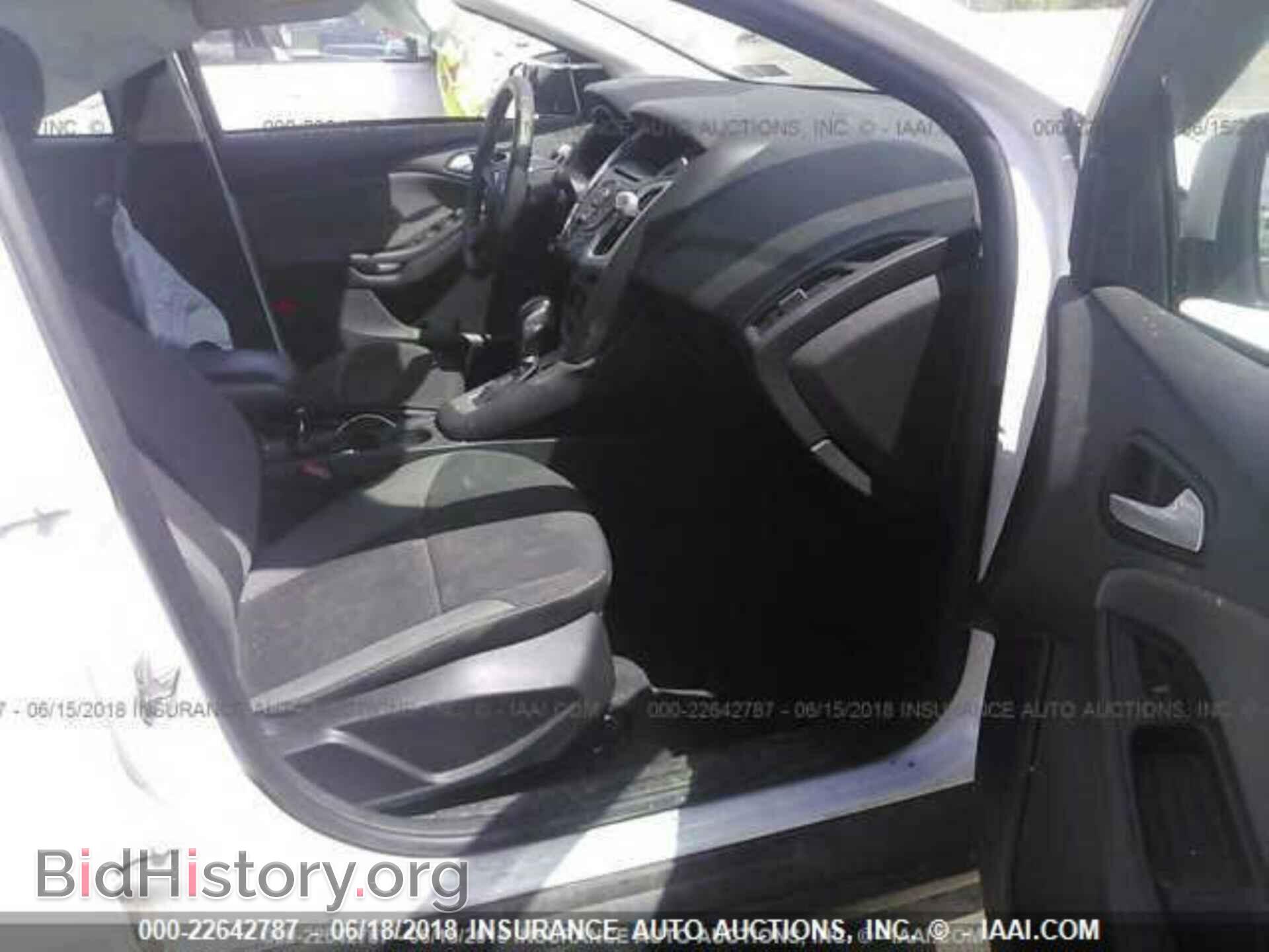 2014 Ford Focus - VIN: 1FADP3F24EL193563 - Фото 5