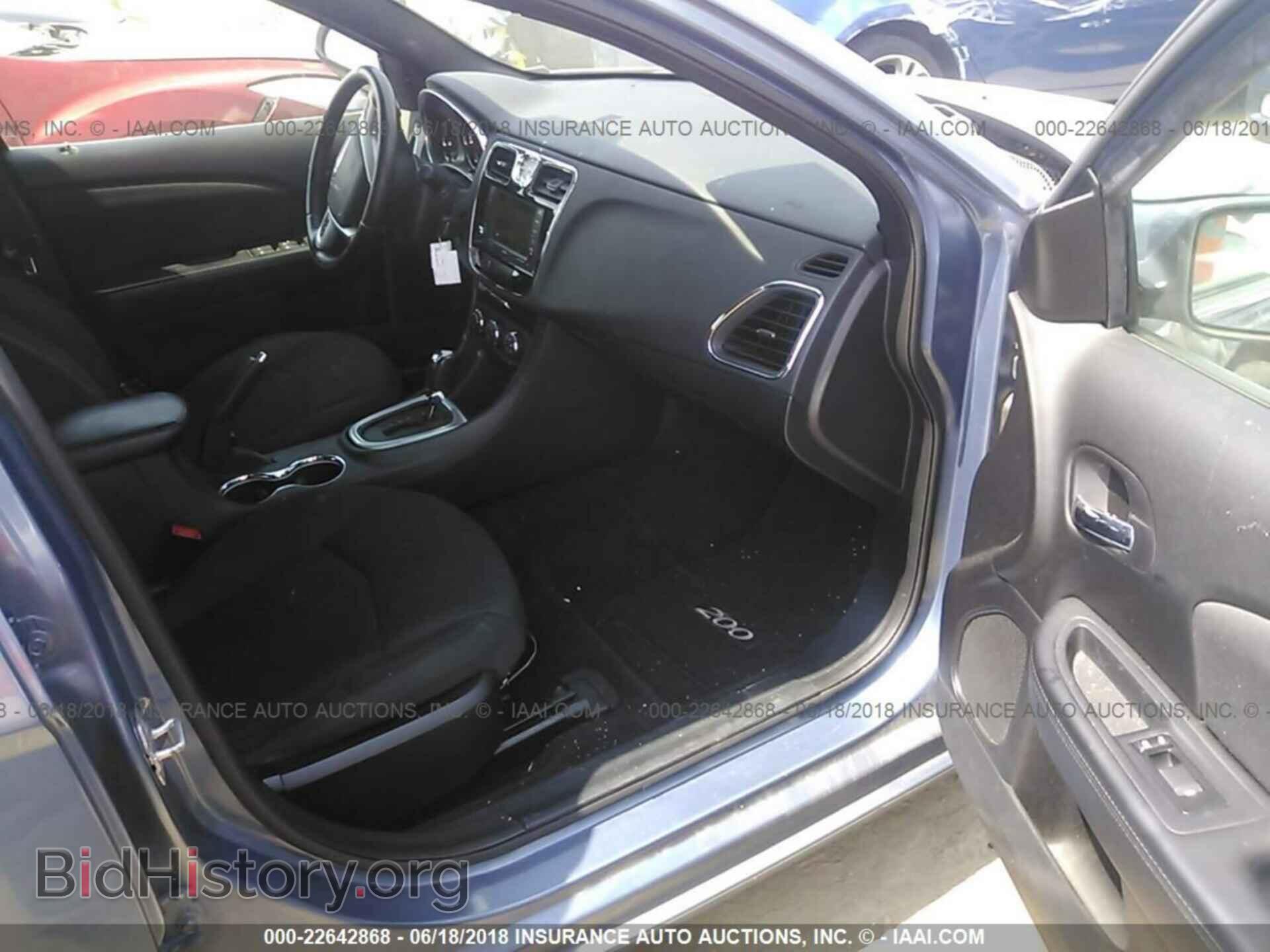 2011 Chrysler 200 - VIN: 1C3BC1FB1BN555208 - Фото 5