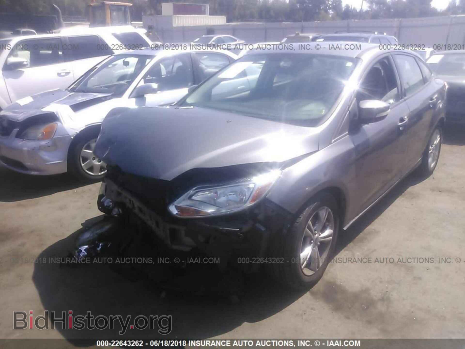 2014 Ford Focus - VIN: 1FADP3F2XEL378541 - Фото 2
