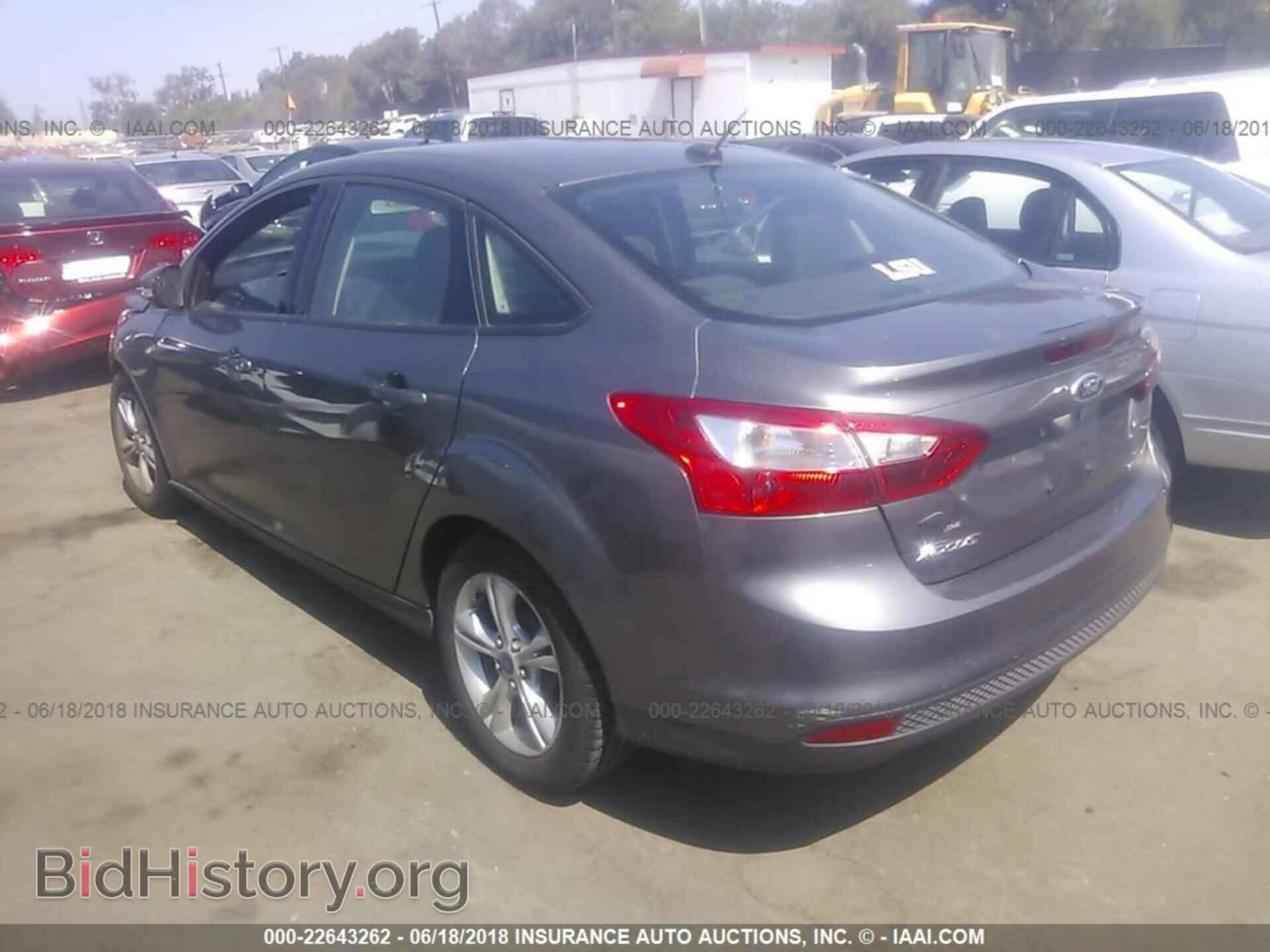 2014 Ford Focus - VIN: 1FADP3F2XEL378541 - Фото 3