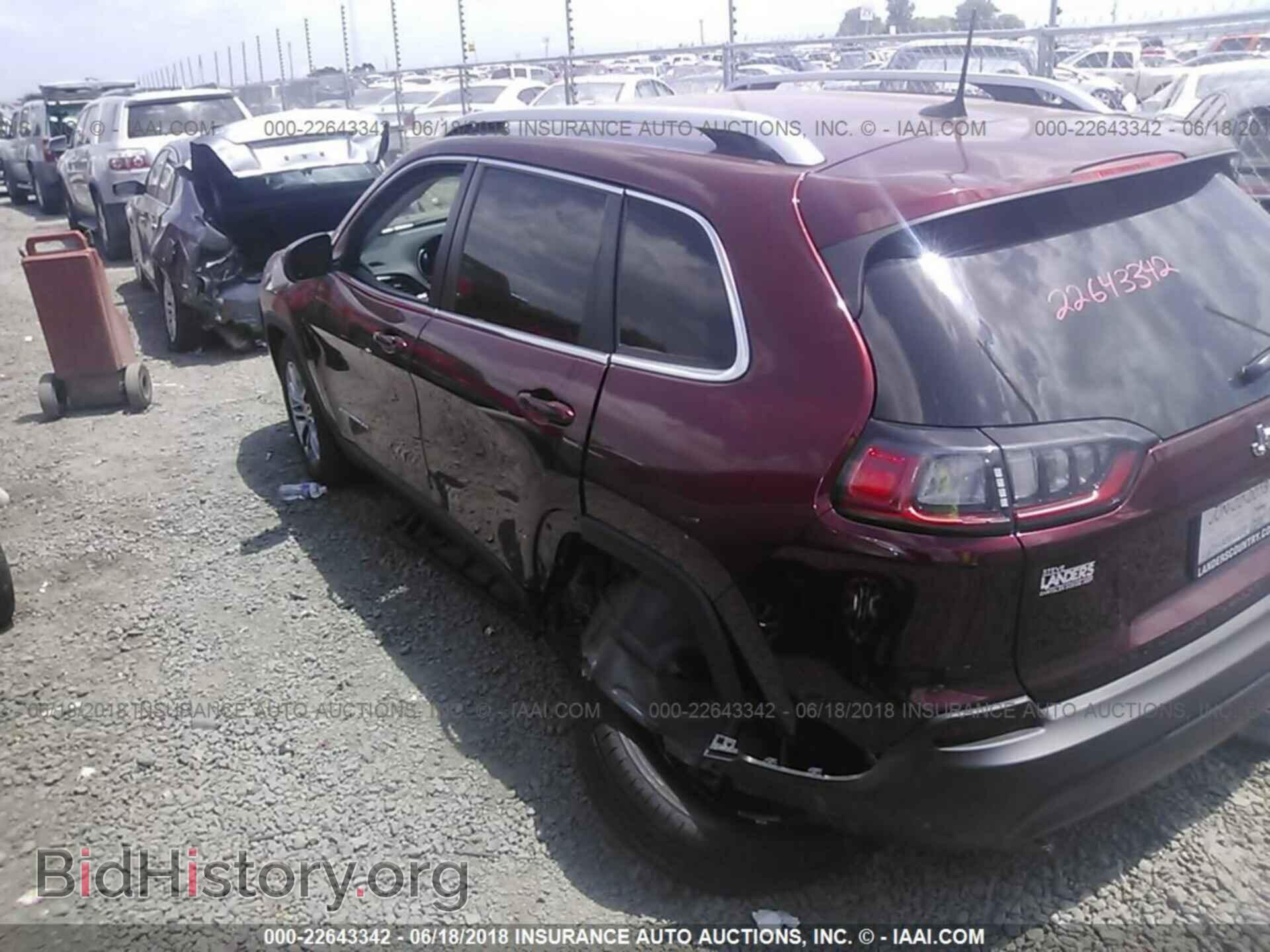2019 JEEP CHEROKEE - VIN: 1C4PJLLB2KD176635 - Фото 3