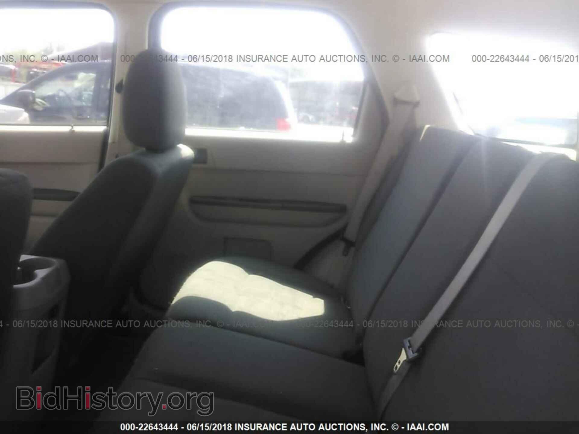 2011 Ford Escape - VIN: 1FMCU0C79BKB78602 - Фото 8