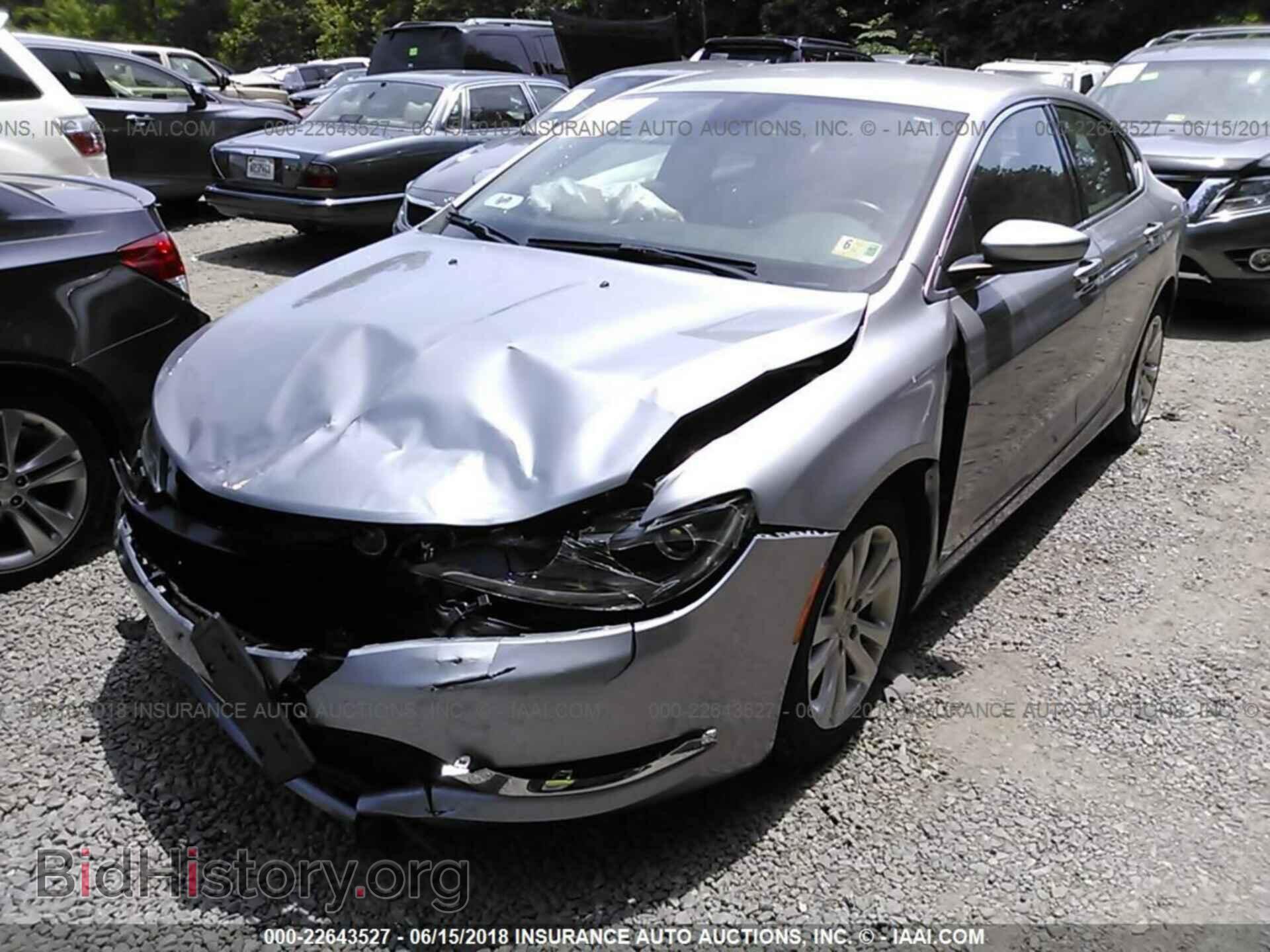 2015 Chrysler 200 - VIN: 1C3CCCAB9FN554787 - Фото 2