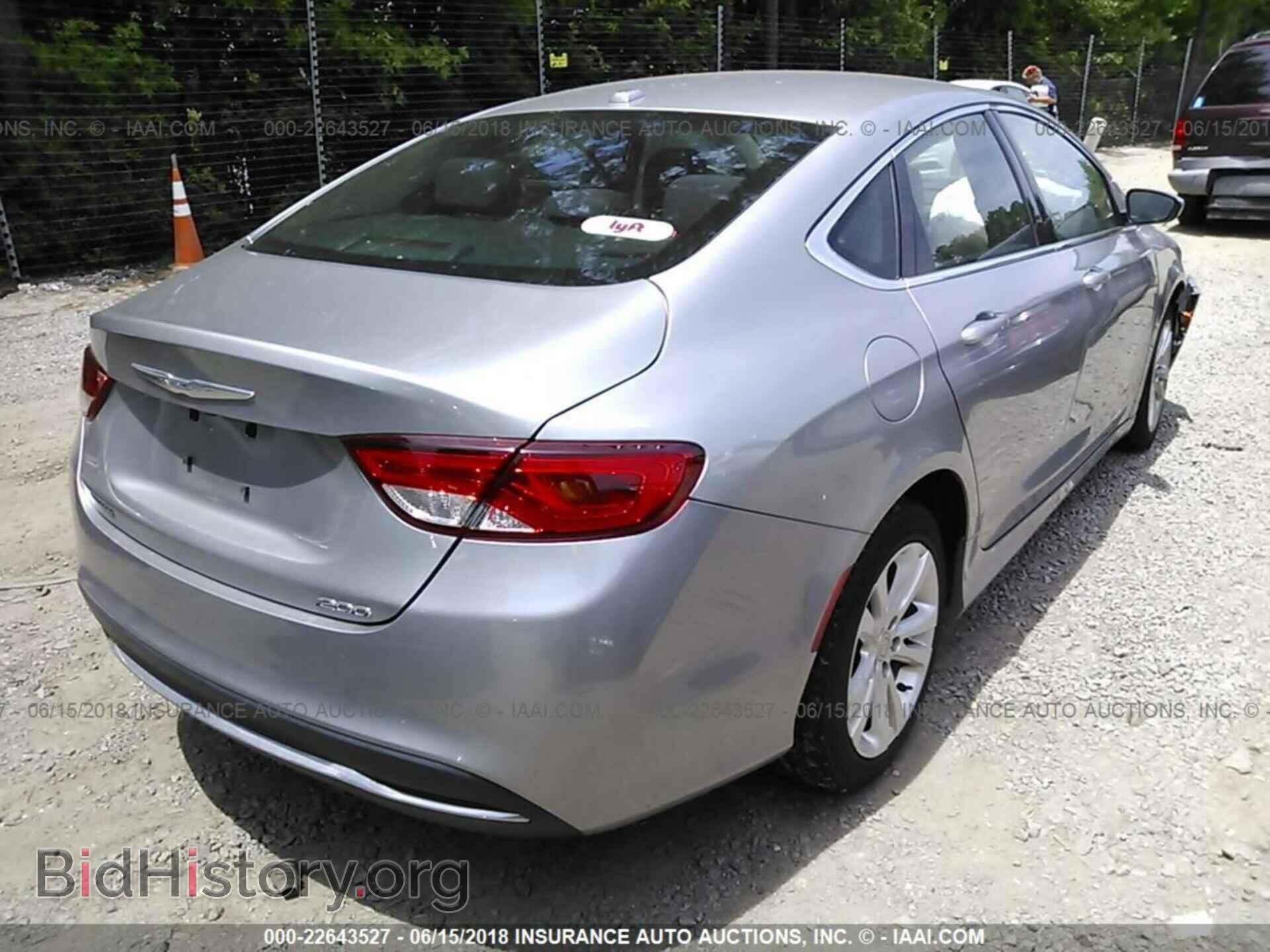 2015 Chrysler 200 - VIN: 1C3CCCAB9FN554787 - Фото 4