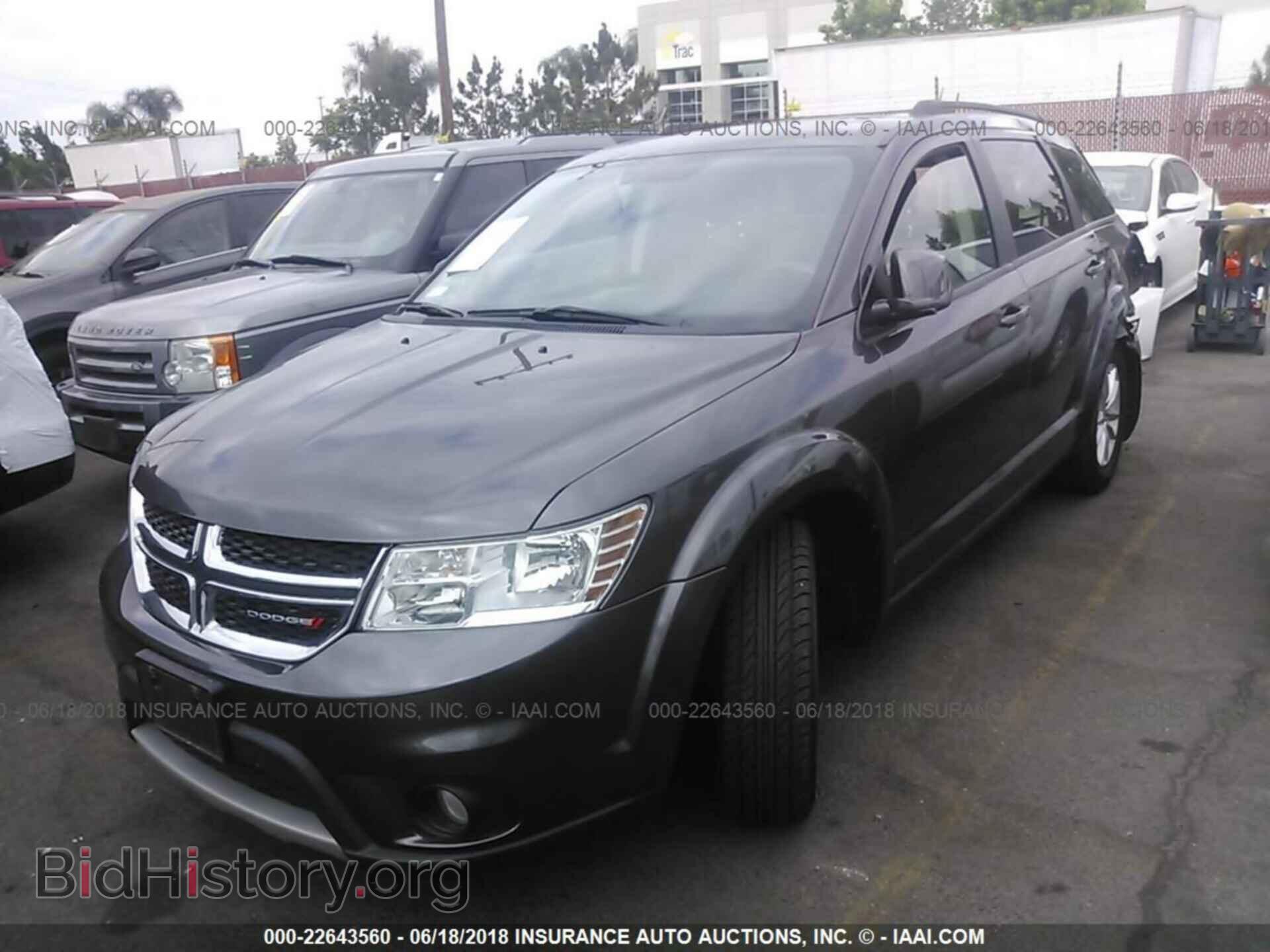 2017 Dodge Journey - VIN: 3C4PDCBGXHT510661 - Фото 2