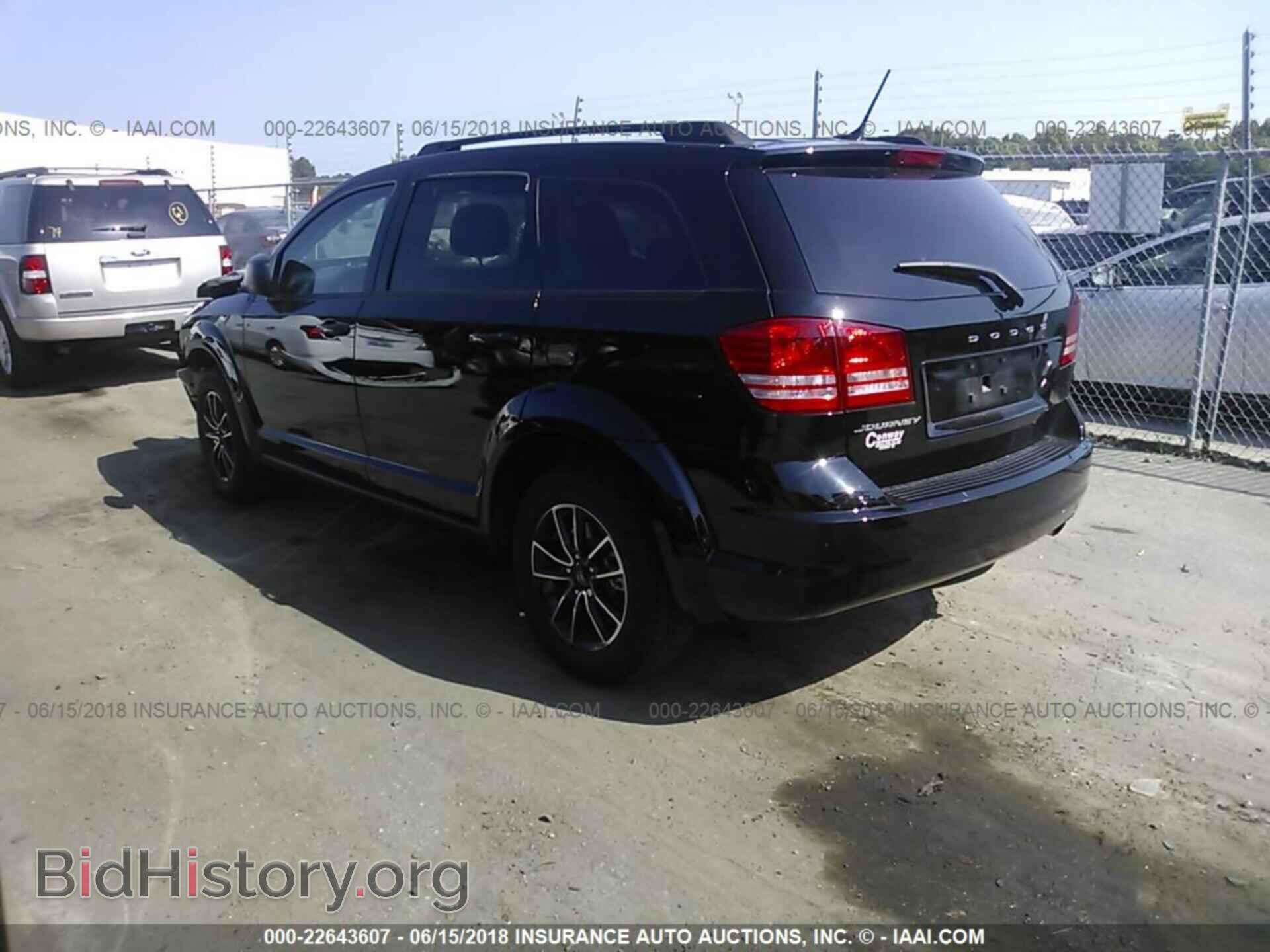 2018 Dodge Journey - VIN: 3C4PDCAB2JT229661 - Фото 3