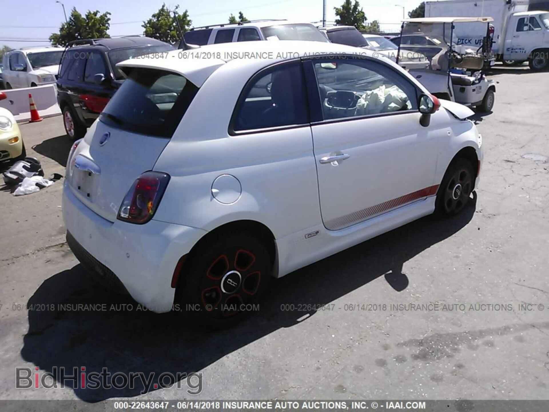 2017 Fiat 500 - VIN: 3C3CFFGEXHT545982 - Photo 4