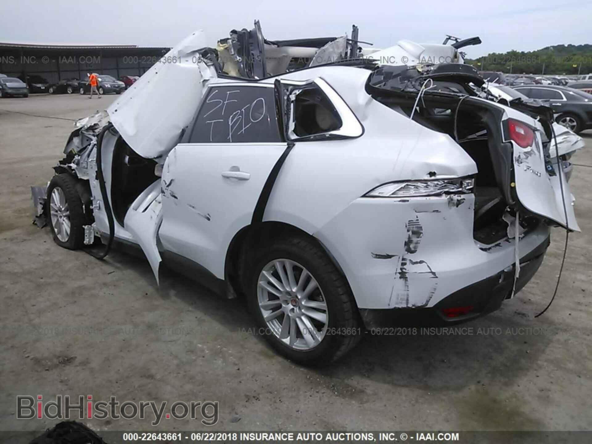 2017 JAGUAR F-PACE - VIN: SADCK2BV4HA880450 - Photo 3