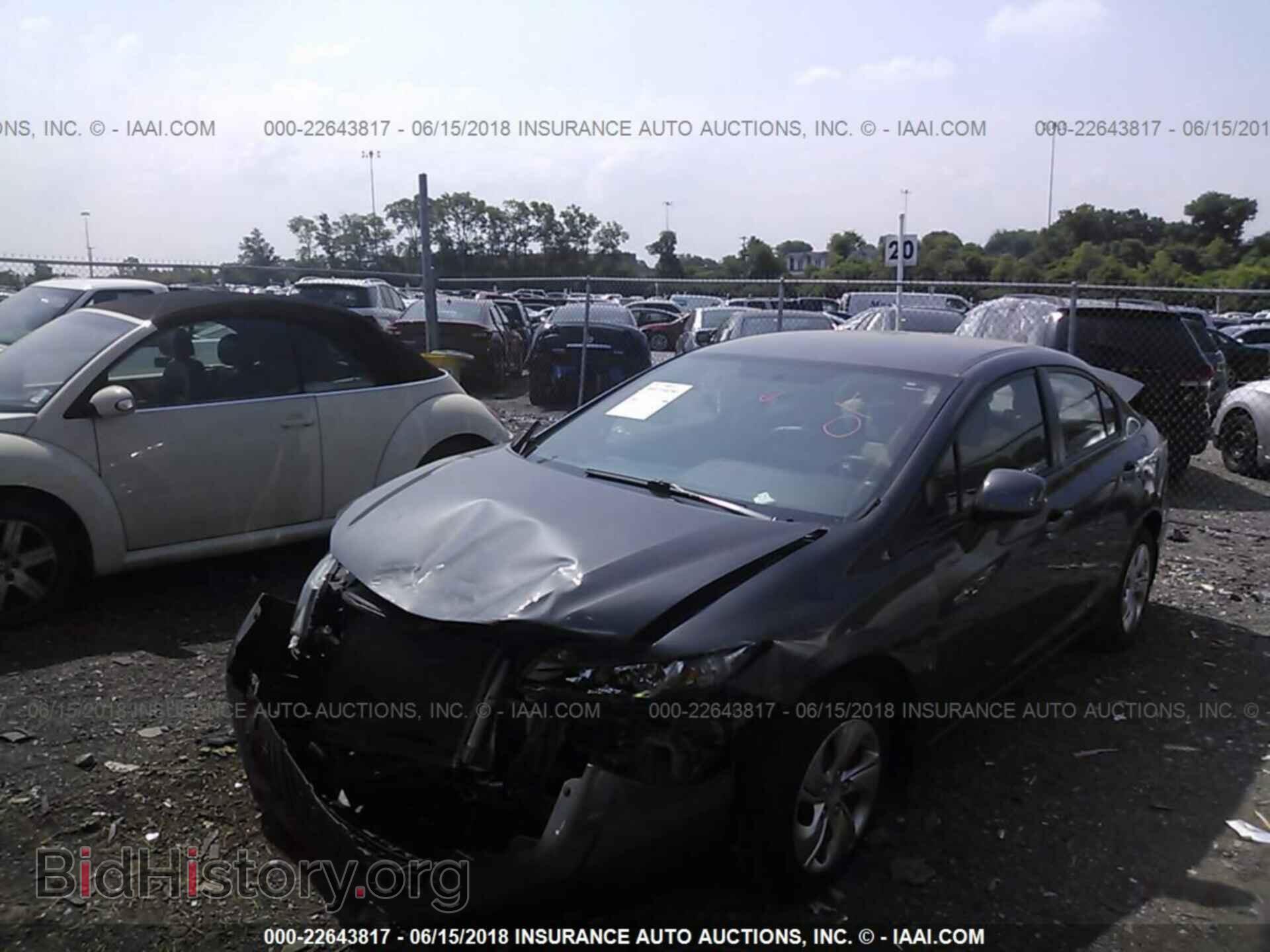 2013 Honda Civic - VIN: 2HGFB2F52DH592202 - Фото 2