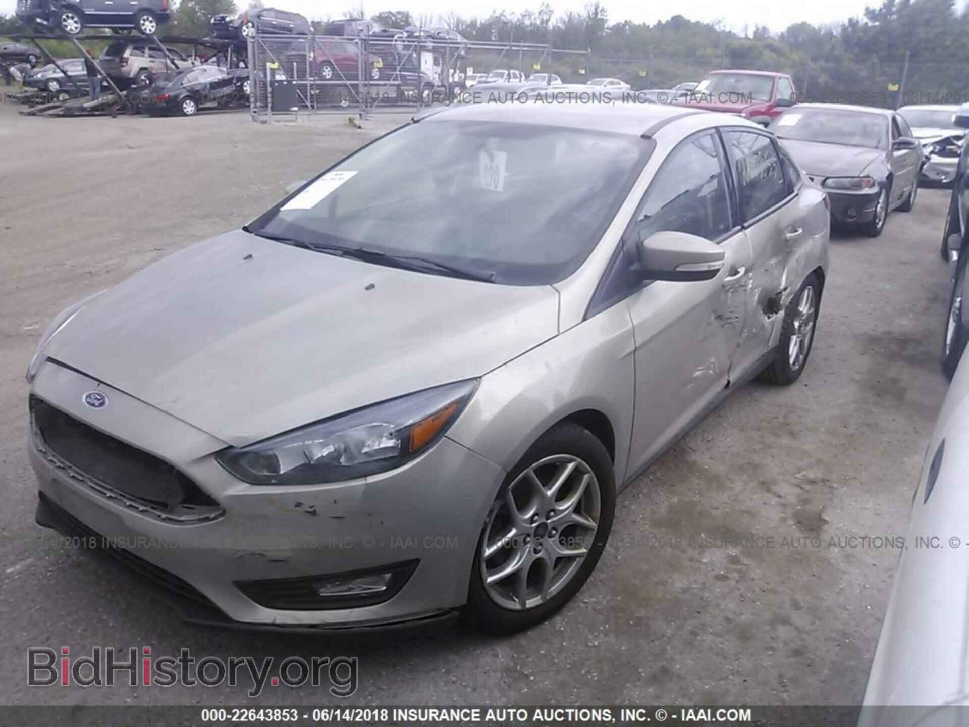 2015 Ford Focus - VIN: 1FADP3F21FL331058 - Photo 2
