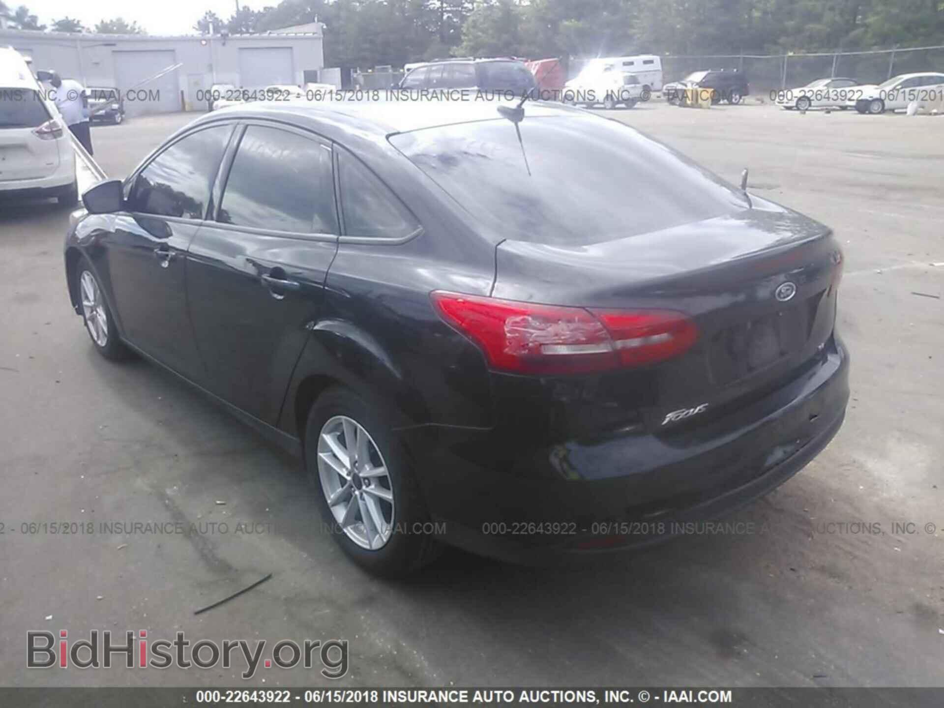 2016 Ford Focus - VIN: 1FADP3F29GL287439 - Фото 3