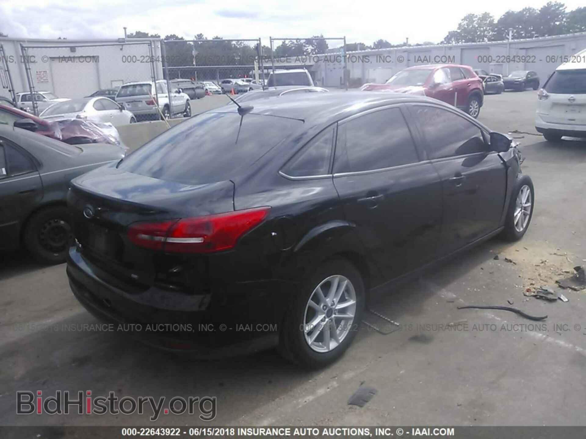 2016 Ford Focus - VIN: 1FADP3F29GL287439 - Фото 4