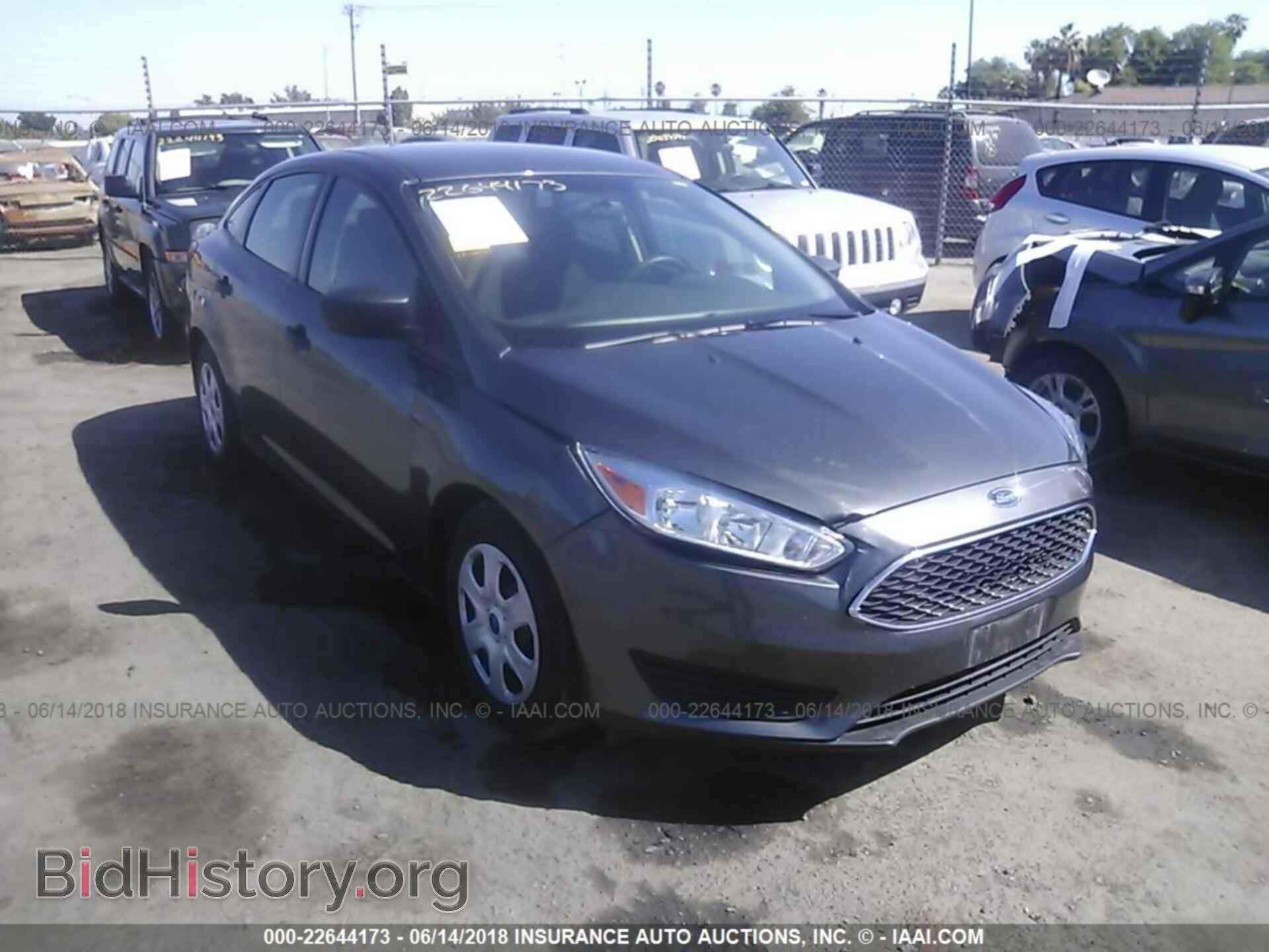 Photo 1FADP3E2XHL236177 - Ford Focus 2017