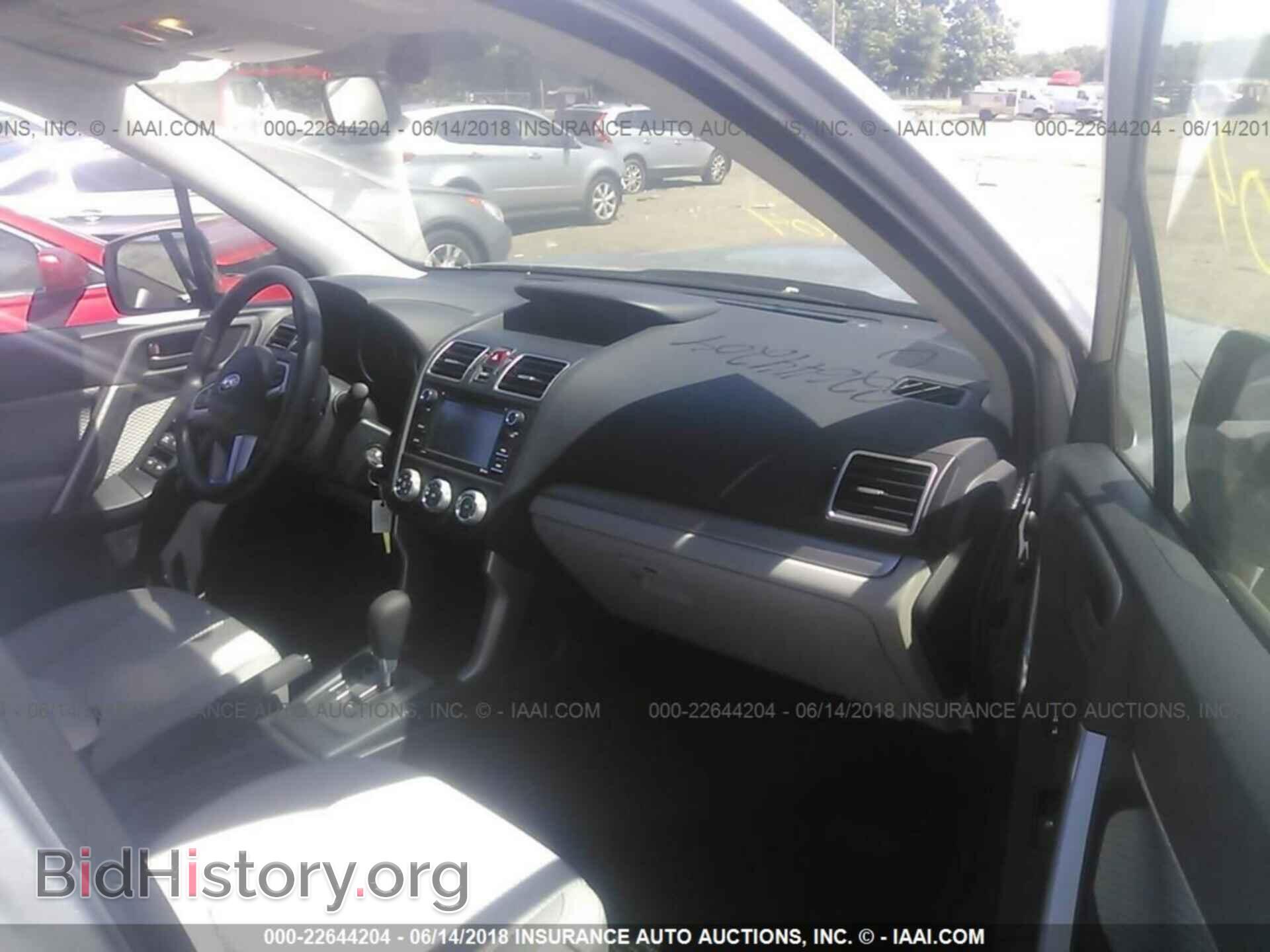 2018 Subaru Forester - VIN: JF2SJAACXJH558205 - Photo 5