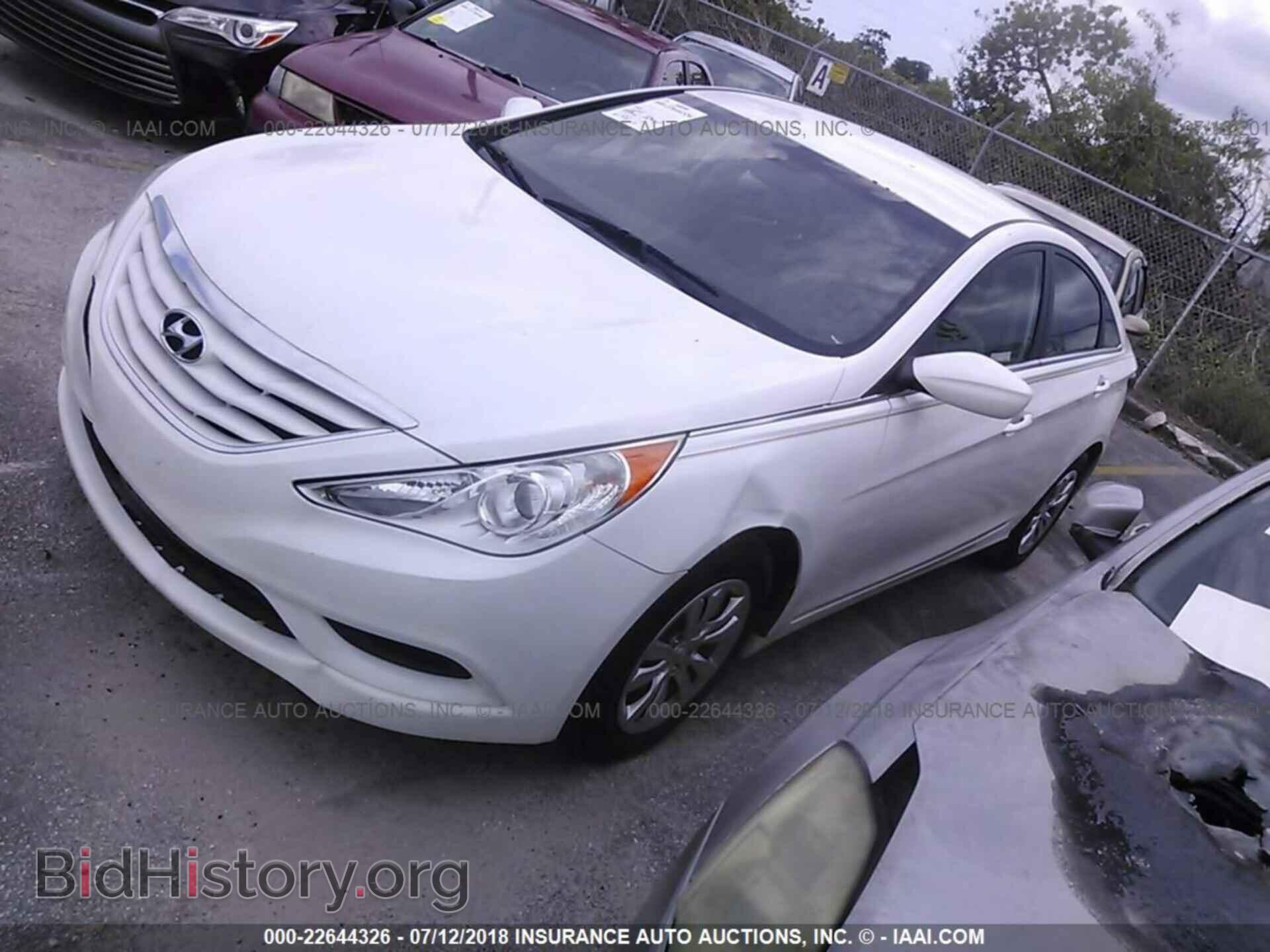 2012 Hyundai Sonata - VIN: 5NPEB4AC9CH445568 - Photo 2