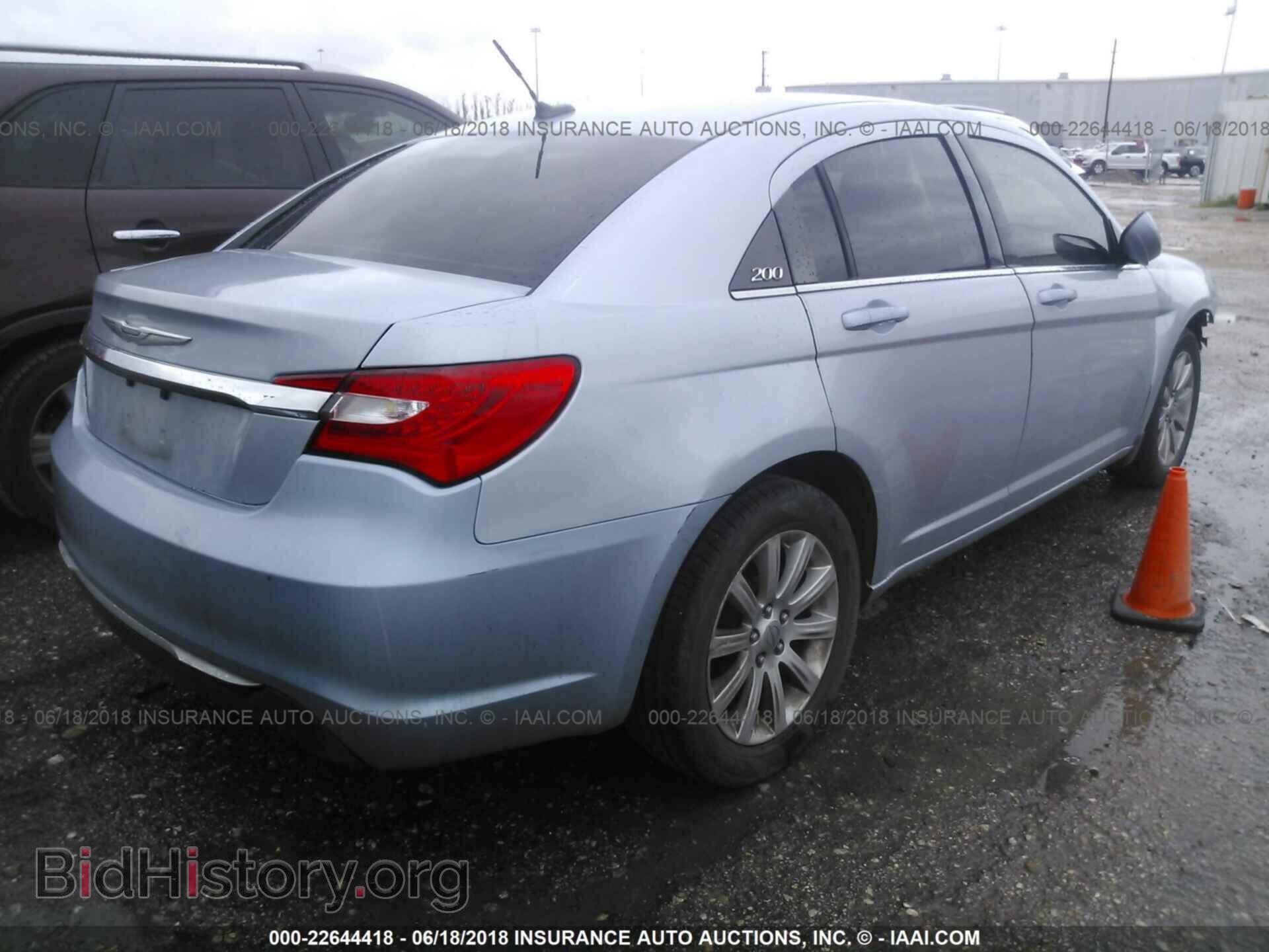 2012 Chrysler 200 - VIN: 1C3CCBBB6CN187819 - Фото 4