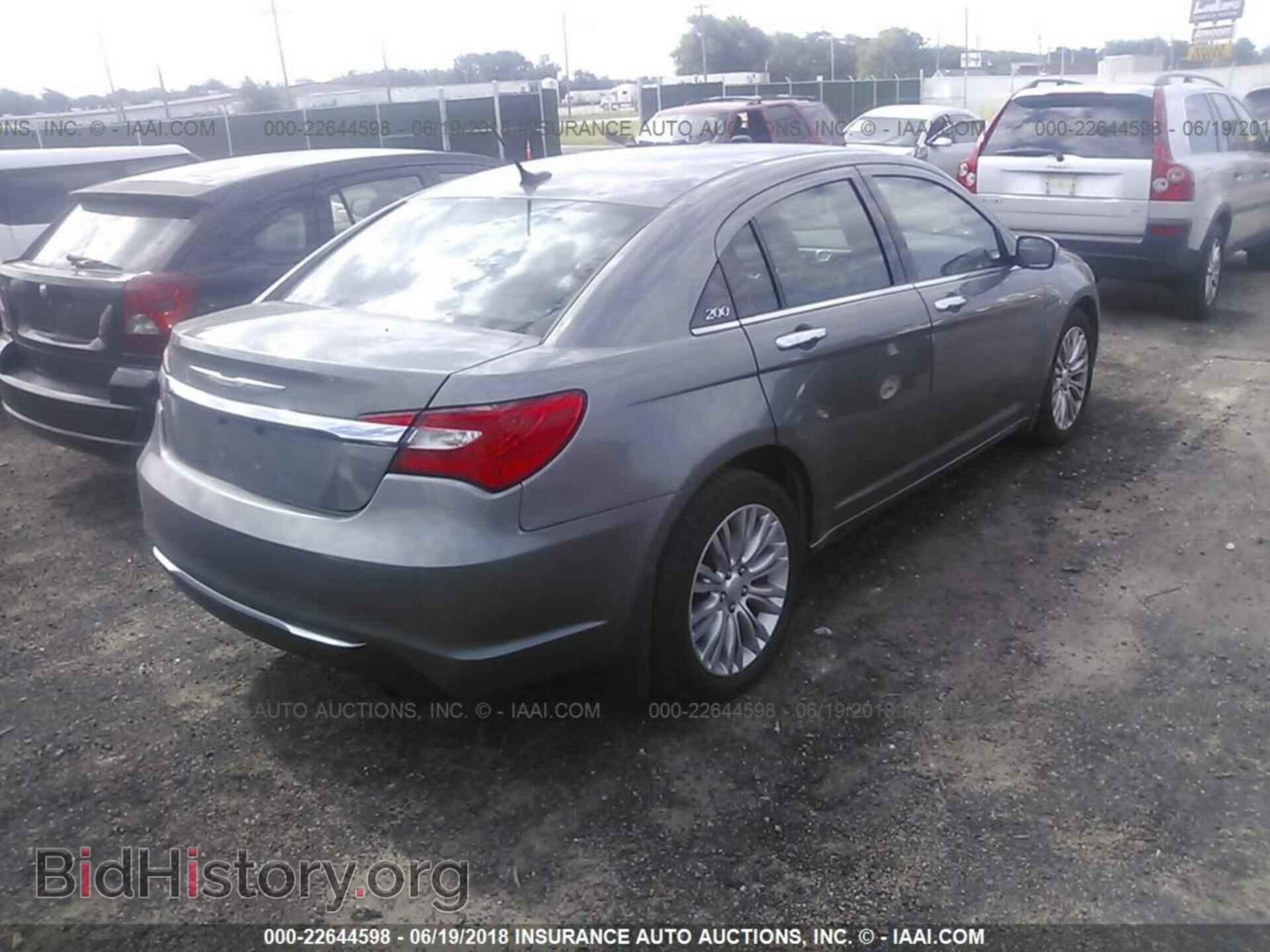 2012 Chrysler 200 - VIN: 1C3CCBCG9CN222105 - Фото 4