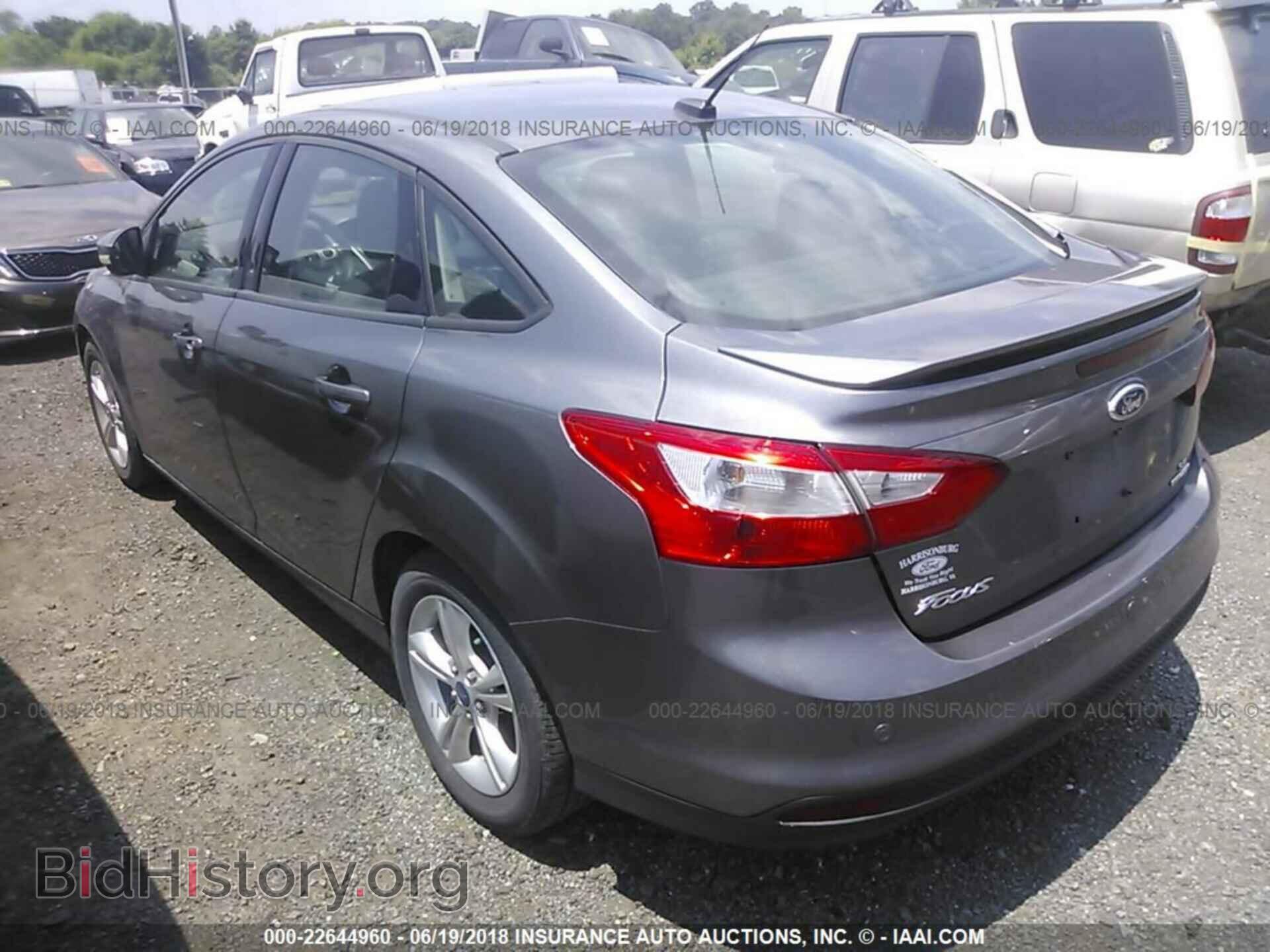 2013 Ford Focus - VIN: 1FADP3F20DL130667 - Photo 3