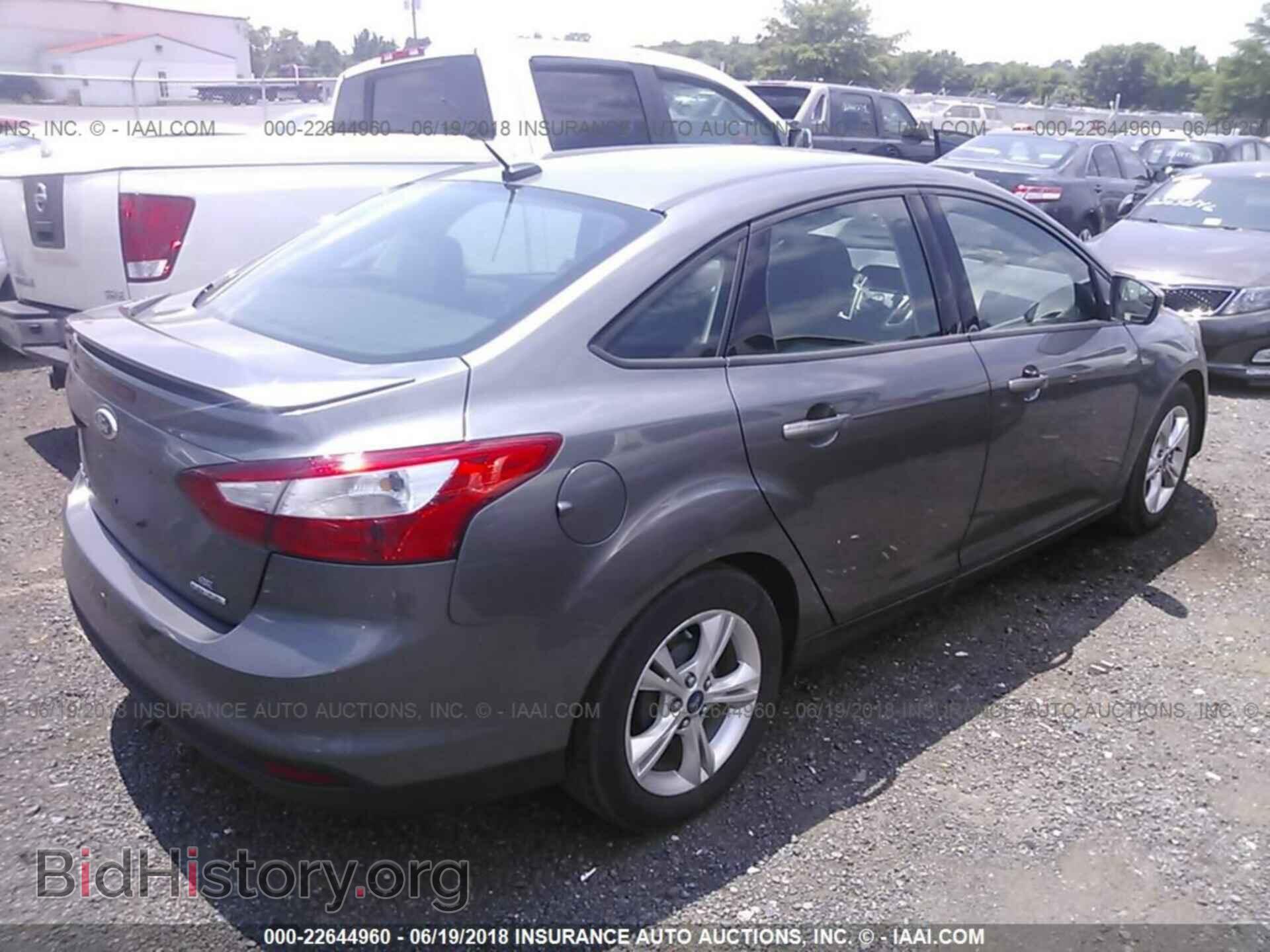 2013 Ford Focus - VIN: 1FADP3F20DL130667 - Photo 4