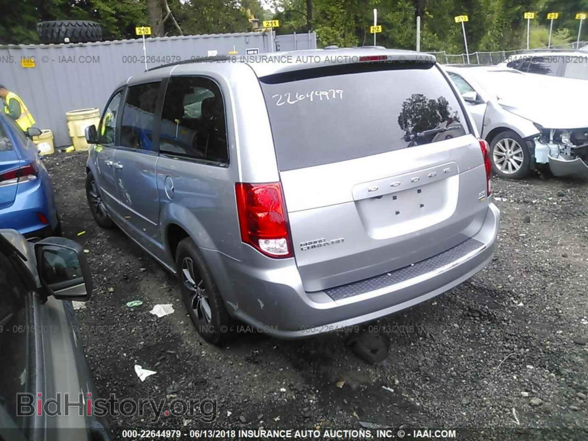 2017 Dodge Grand caravan - VIN: 2C4RDGCG6HR685877 - Фото 3
