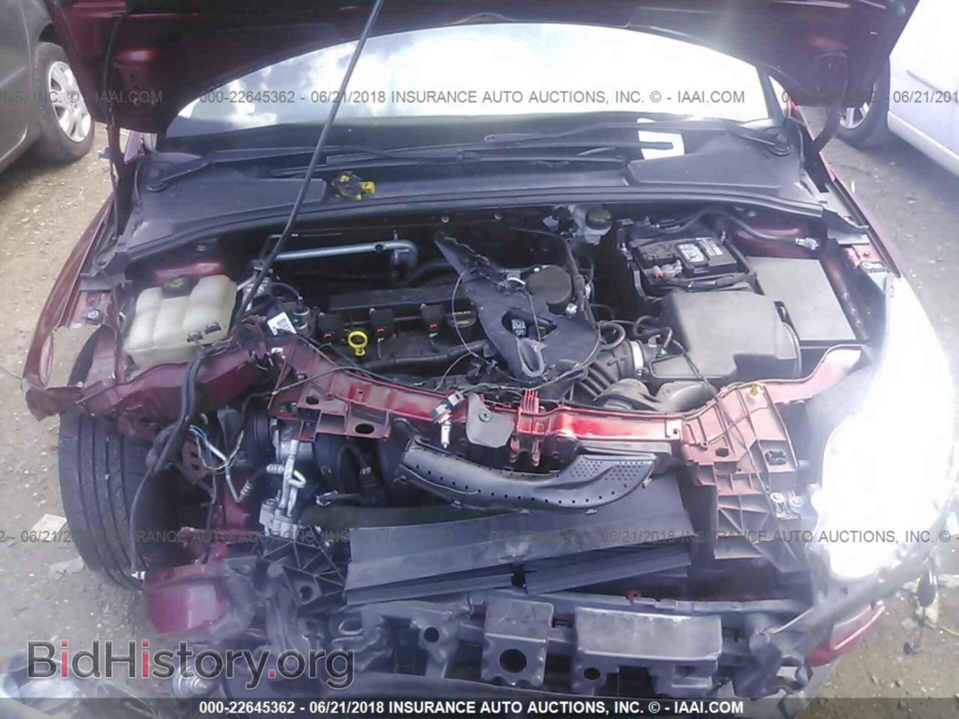 2014 Ford Focus - VIN: 1FADP3F21EL338767 - Photo 10