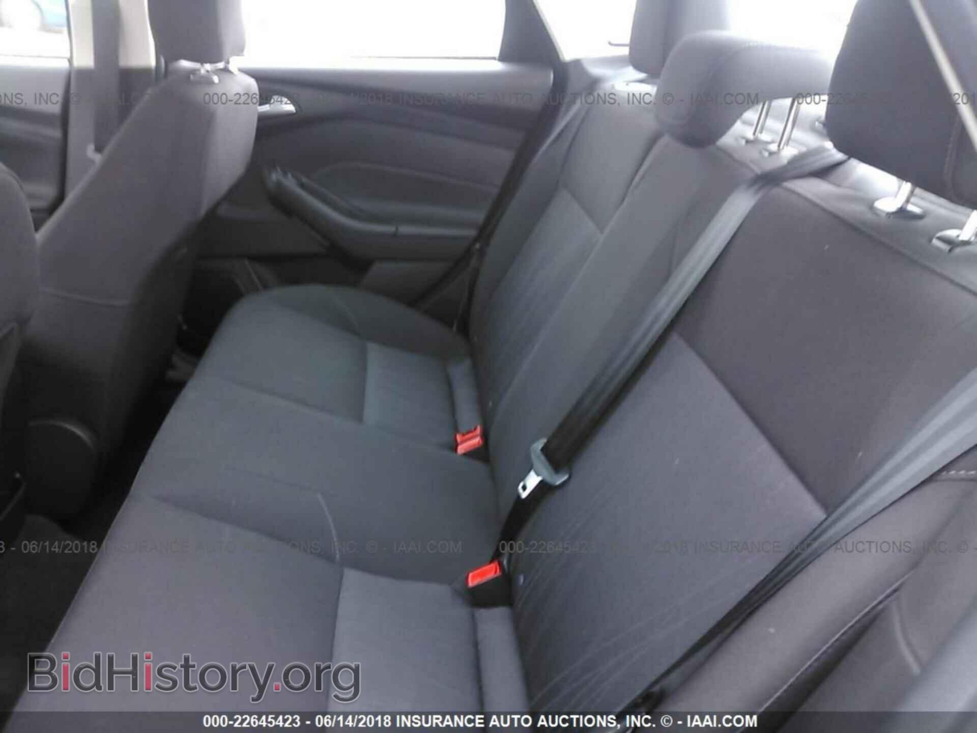 2017 Ford Focus - VIN: 1FADP3F27HL297503 - Photo 8