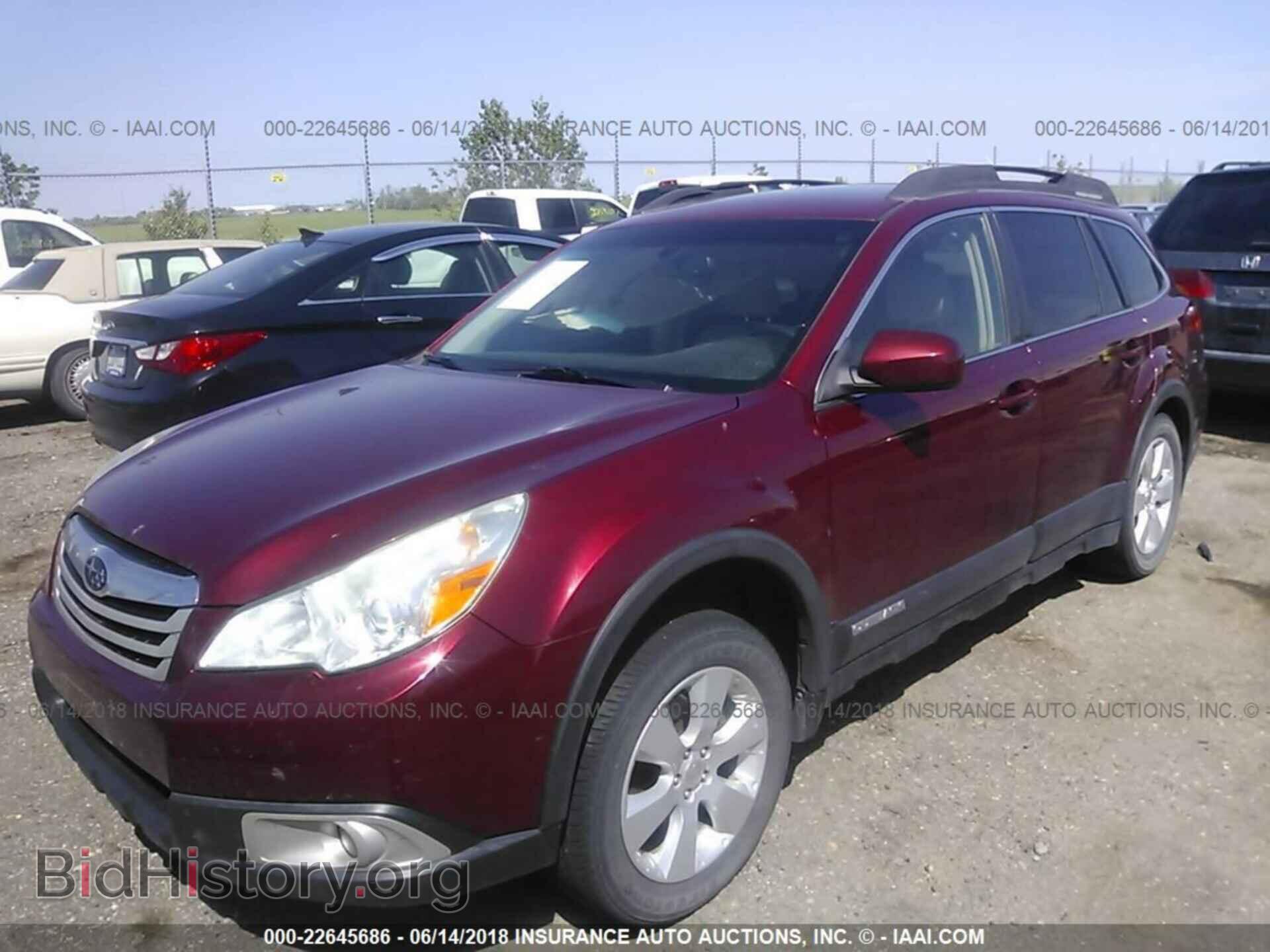 2011 Subaru Outback - VIN: 4S4BRCGC9B3347596 - Фото 2