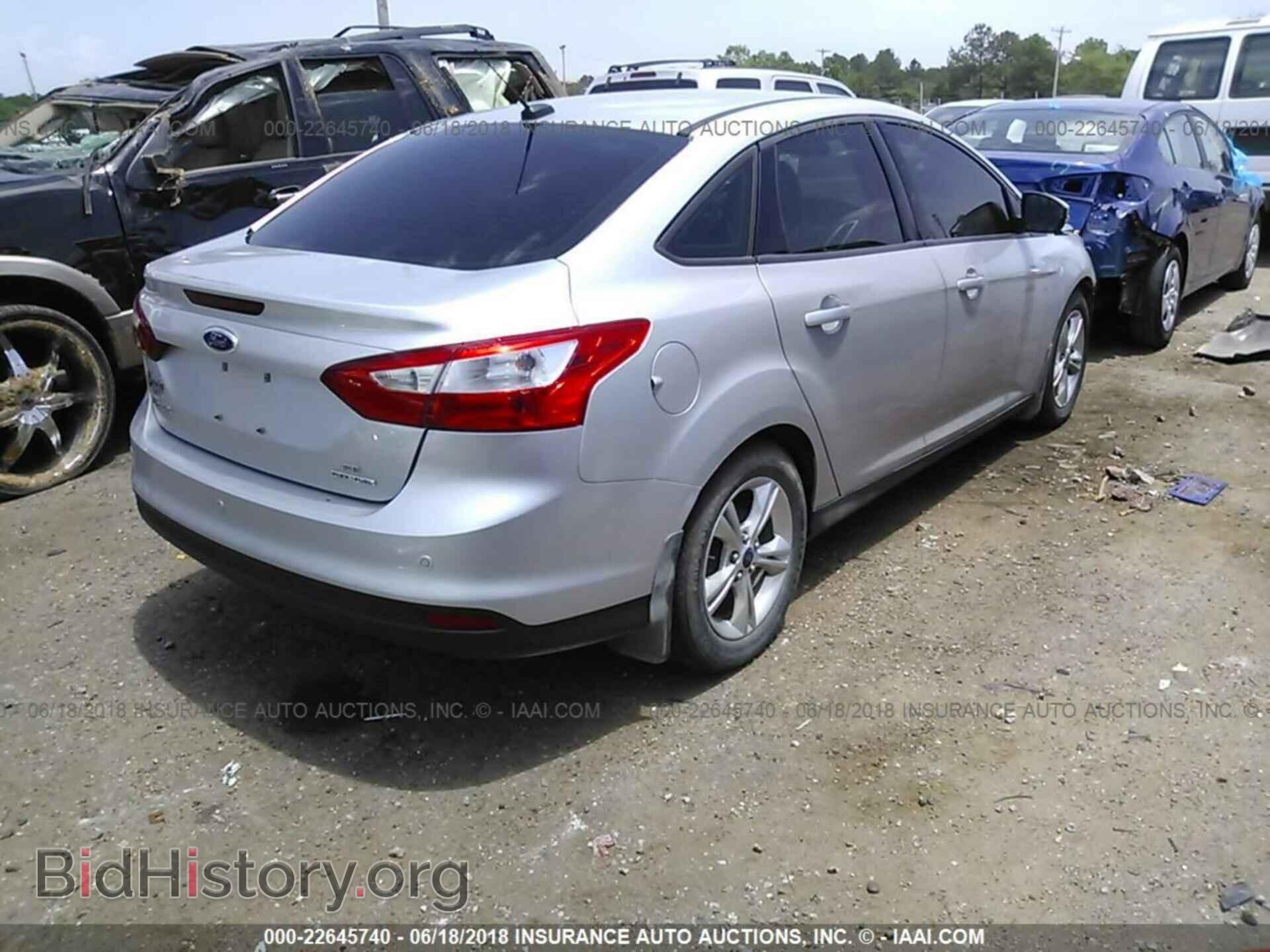 2013 Ford Focus - VIN: 1FADP3F28DL375314 - Photo 4