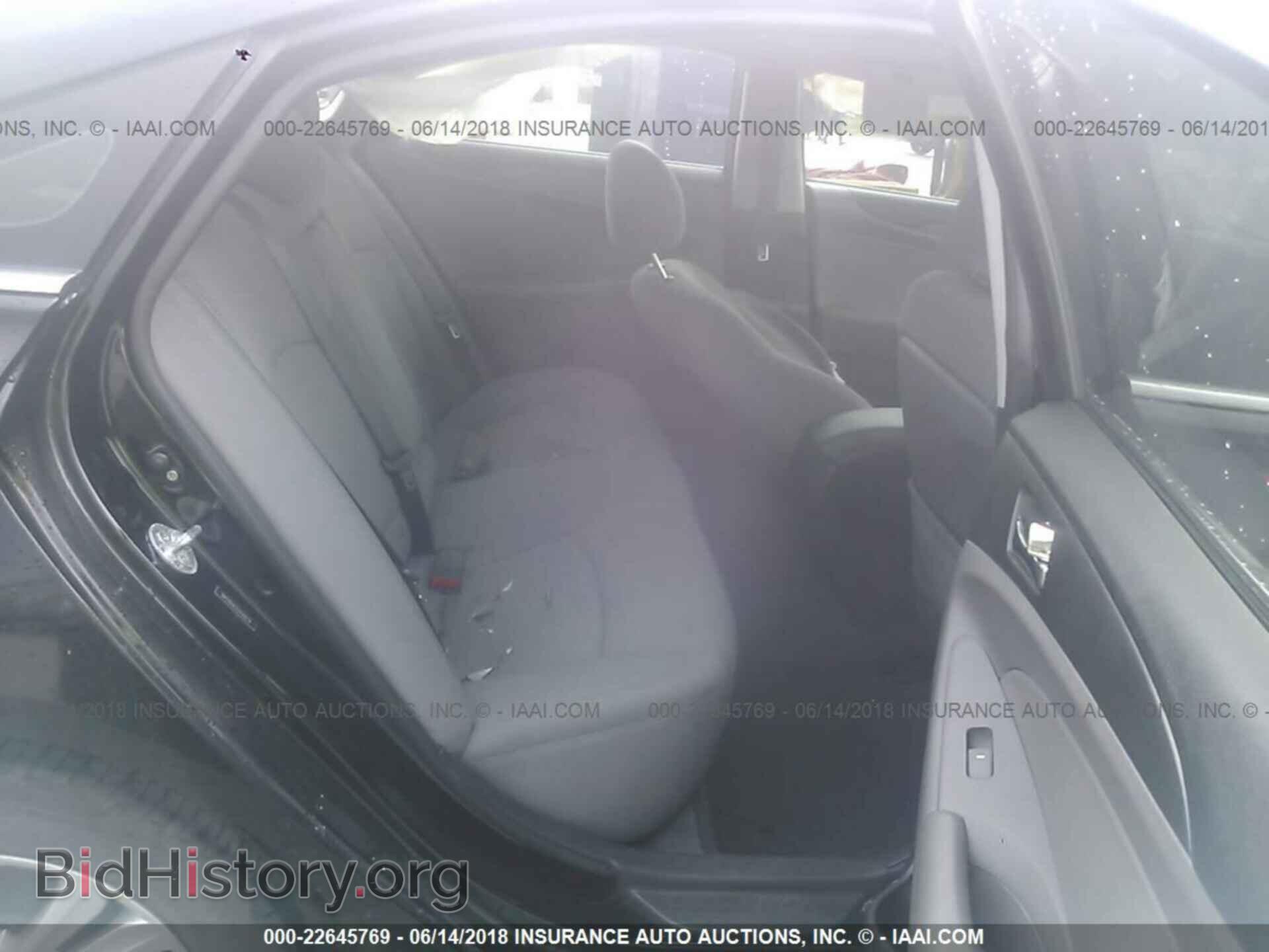 2012 Hyundai Sonata - VIN: 5NPEB4AC2CH309718 - Photo 8