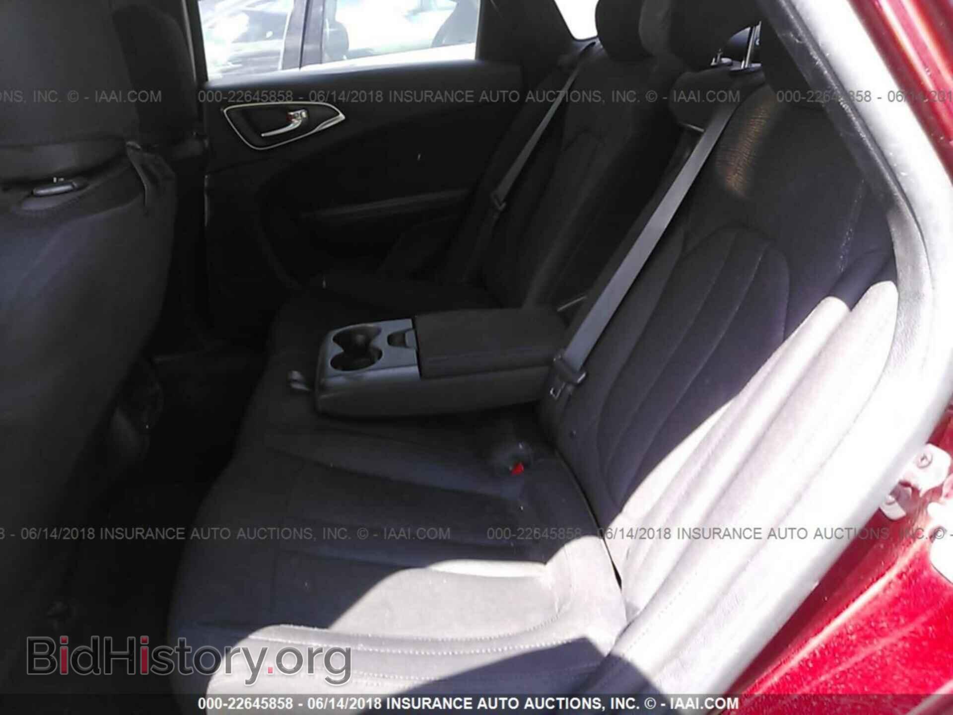2015 Chrysler 200 - VIN: 1C3CCCAB7FN696023 - Photo 8