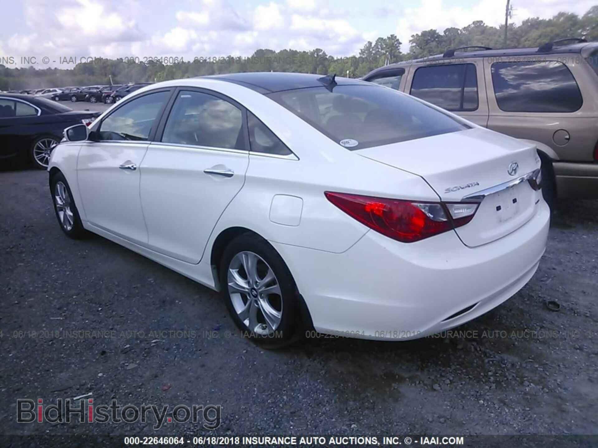 2012 Hyundai Sonata - VIN: 5NPEC4AC9CH460097 - Фото 3