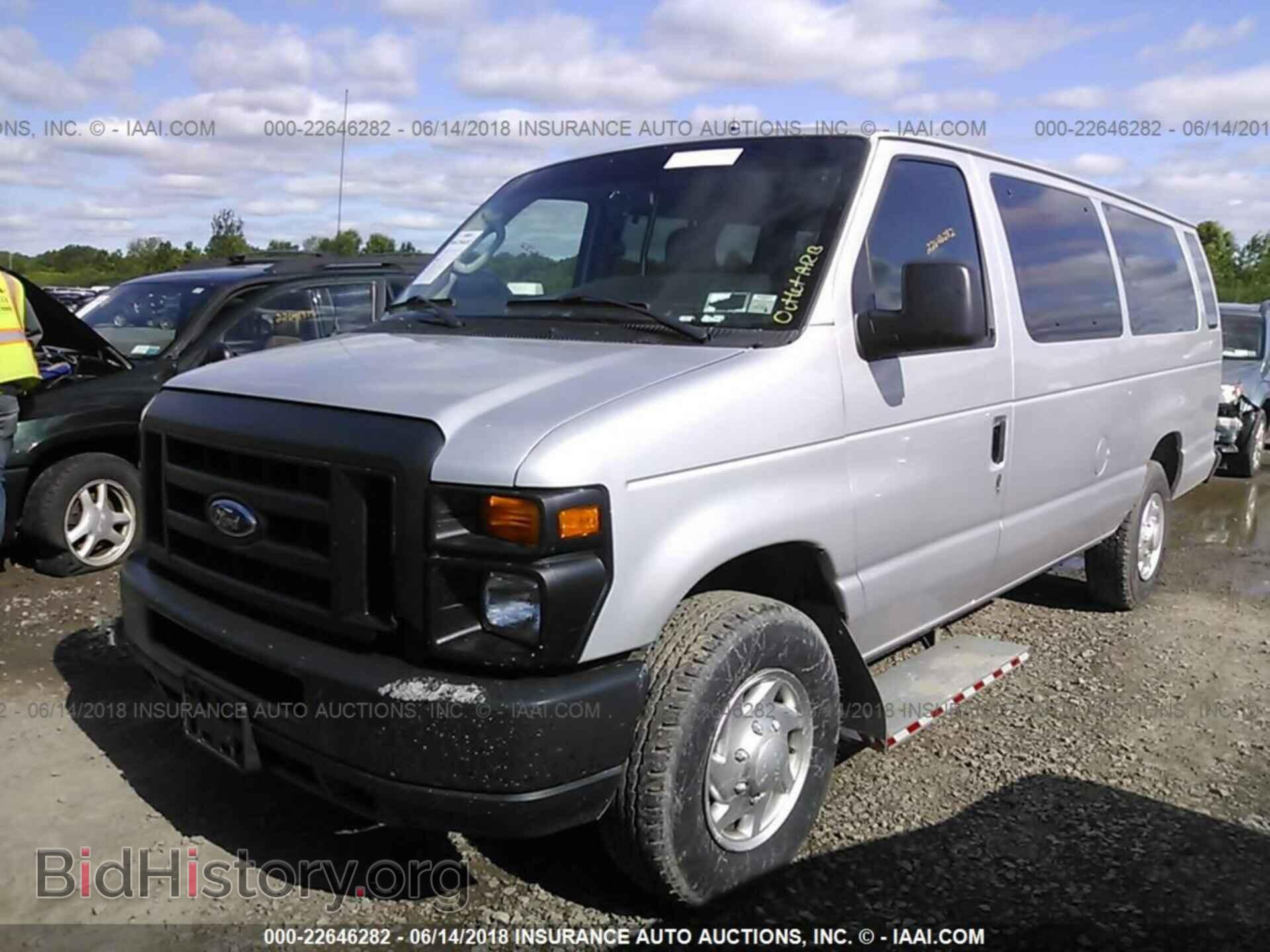 2013 Ford Econoline - VIN: 1FTNS2EW7DDB26072 - Фото 2
